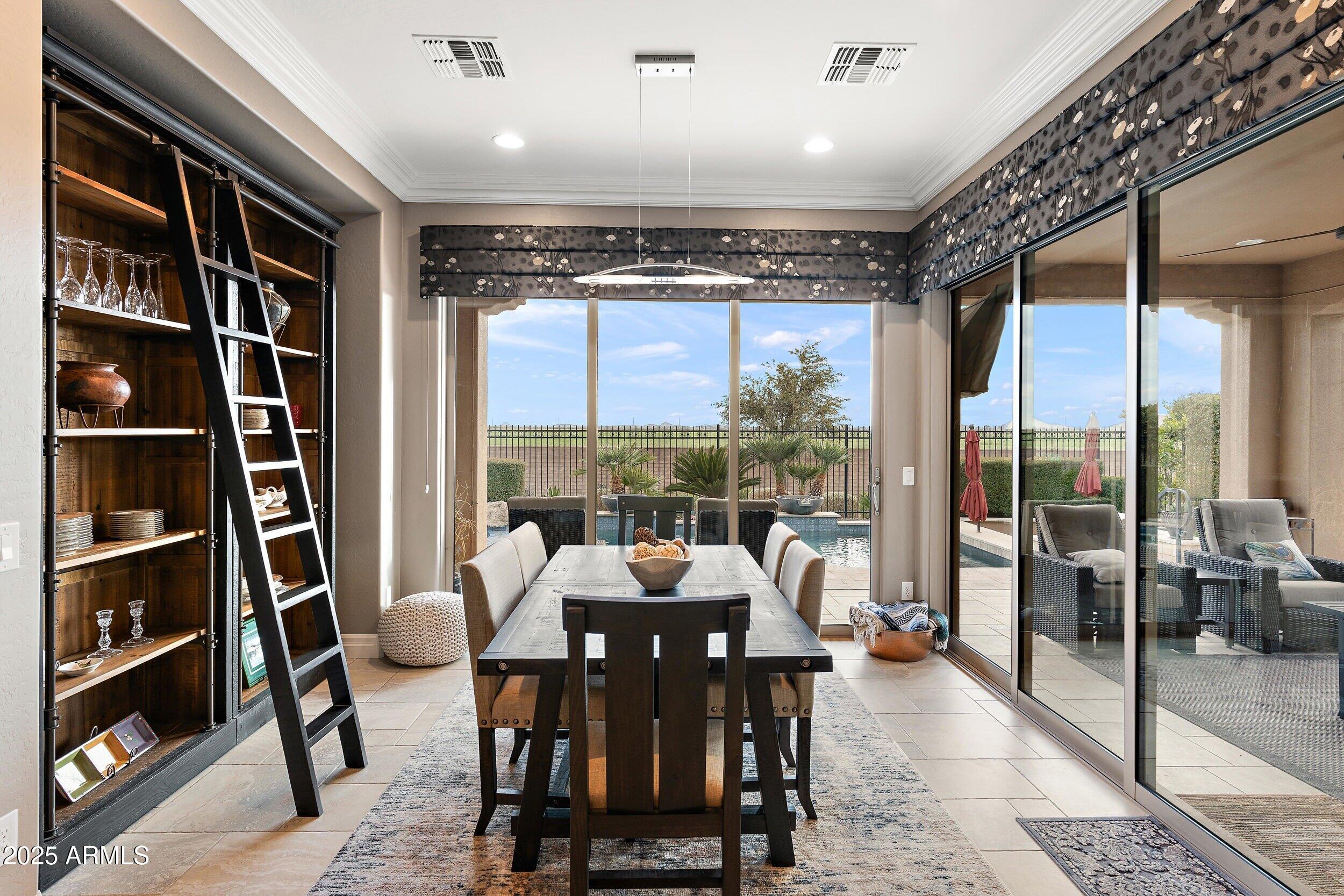 1457 E COPPER Hollow