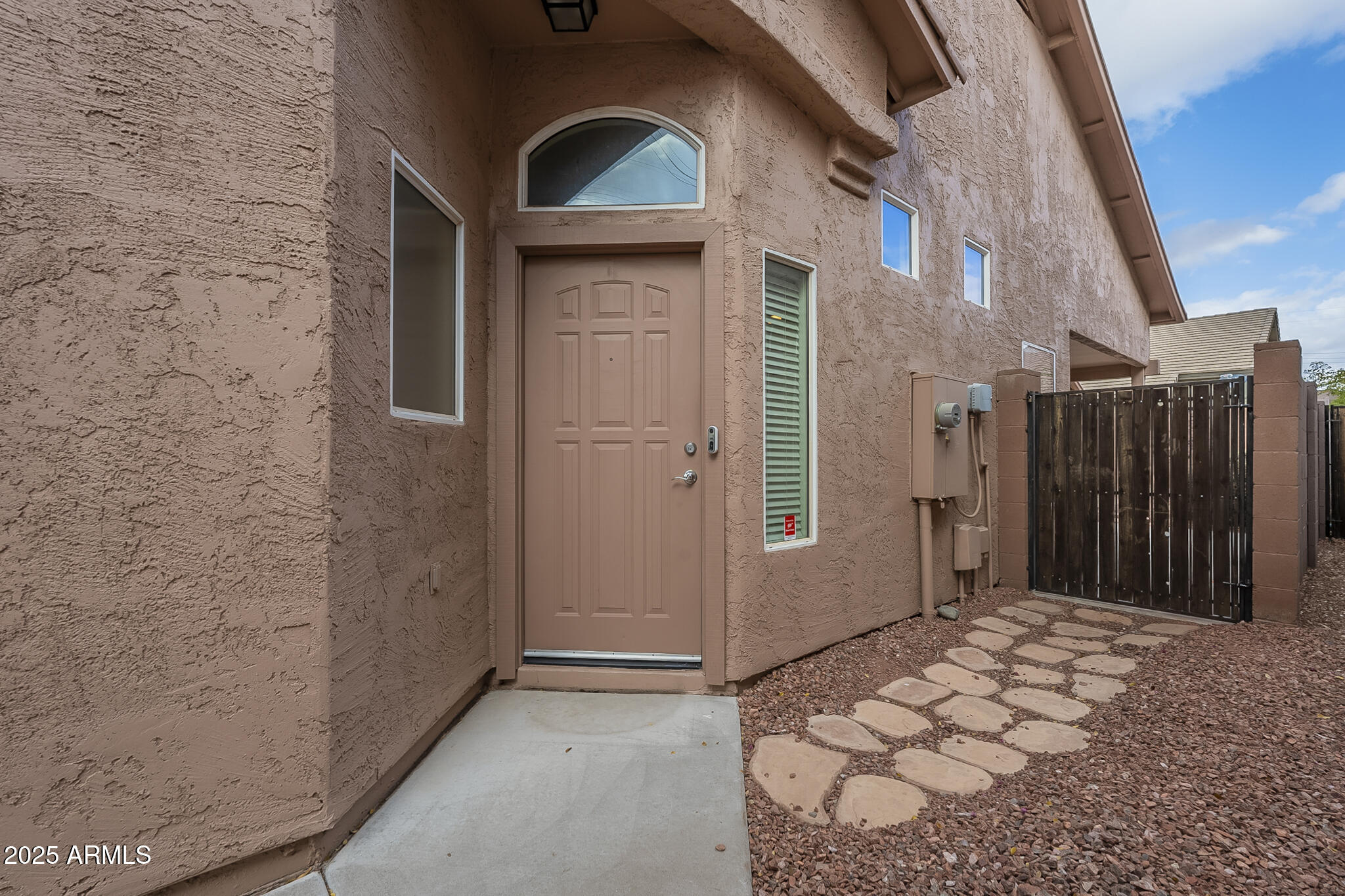 6610 E UNIVERSITY Drive 157