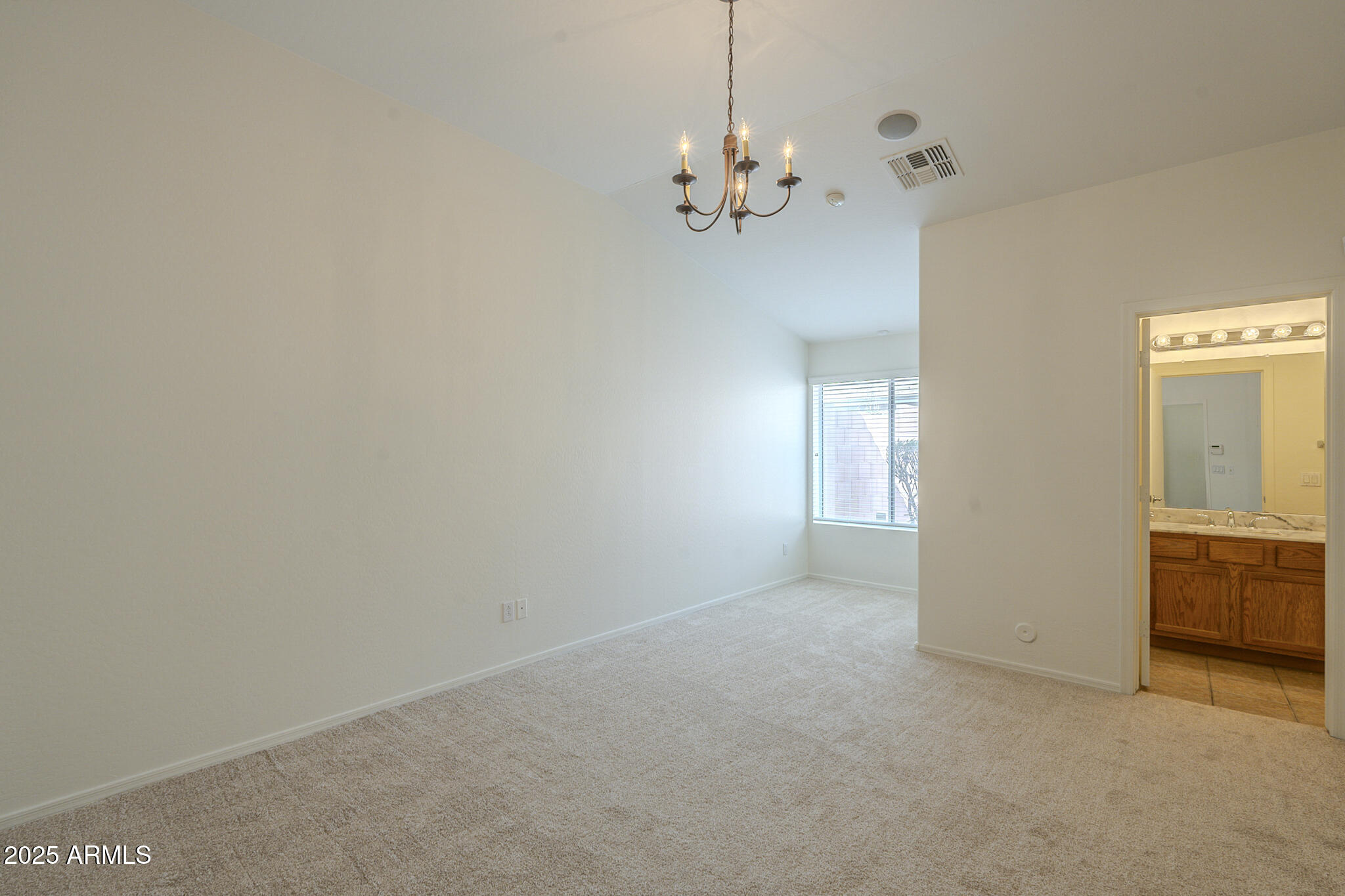 6610 E UNIVERSITY Drive 157