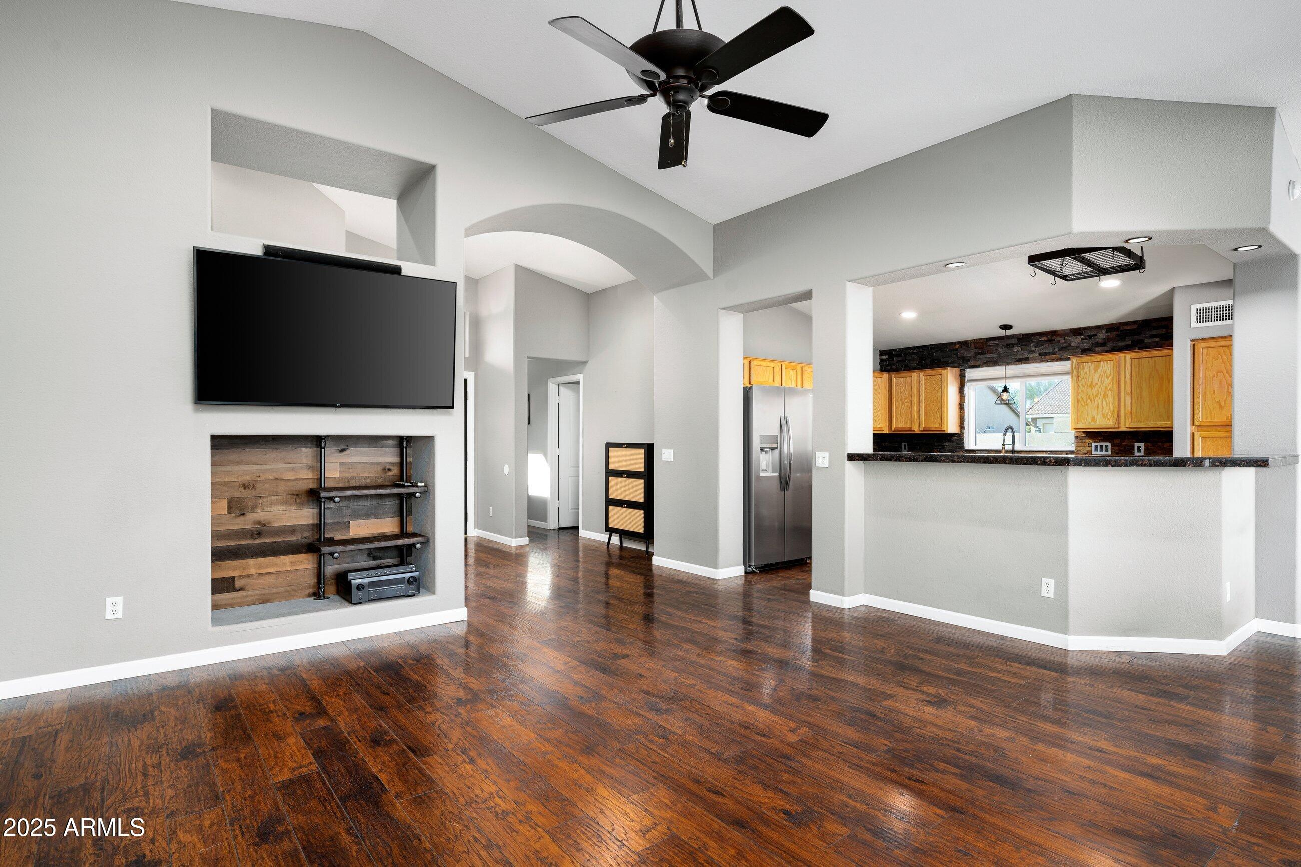 11332 E DES MOINES Circle