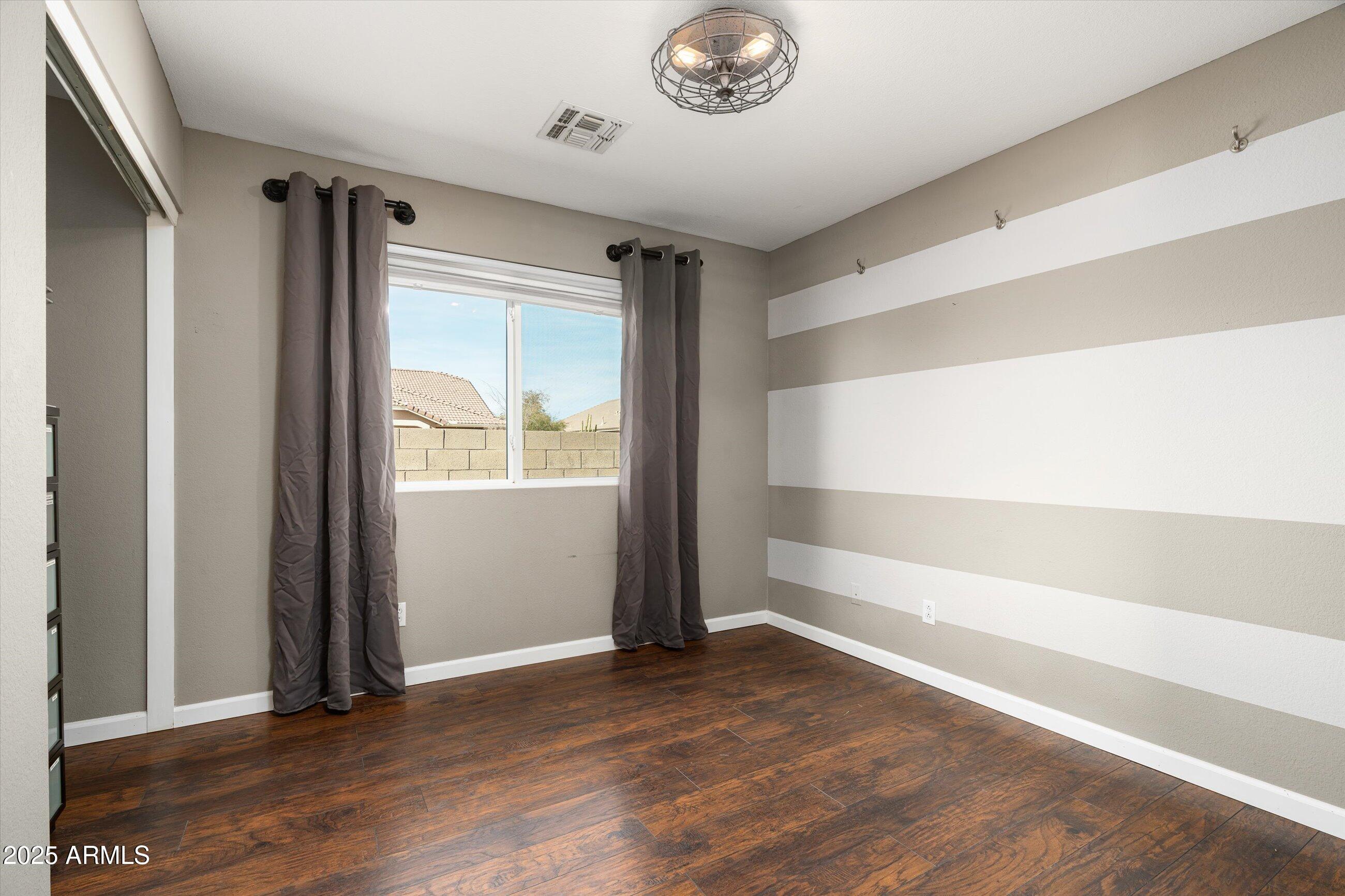 11332 E DES MOINES Circle