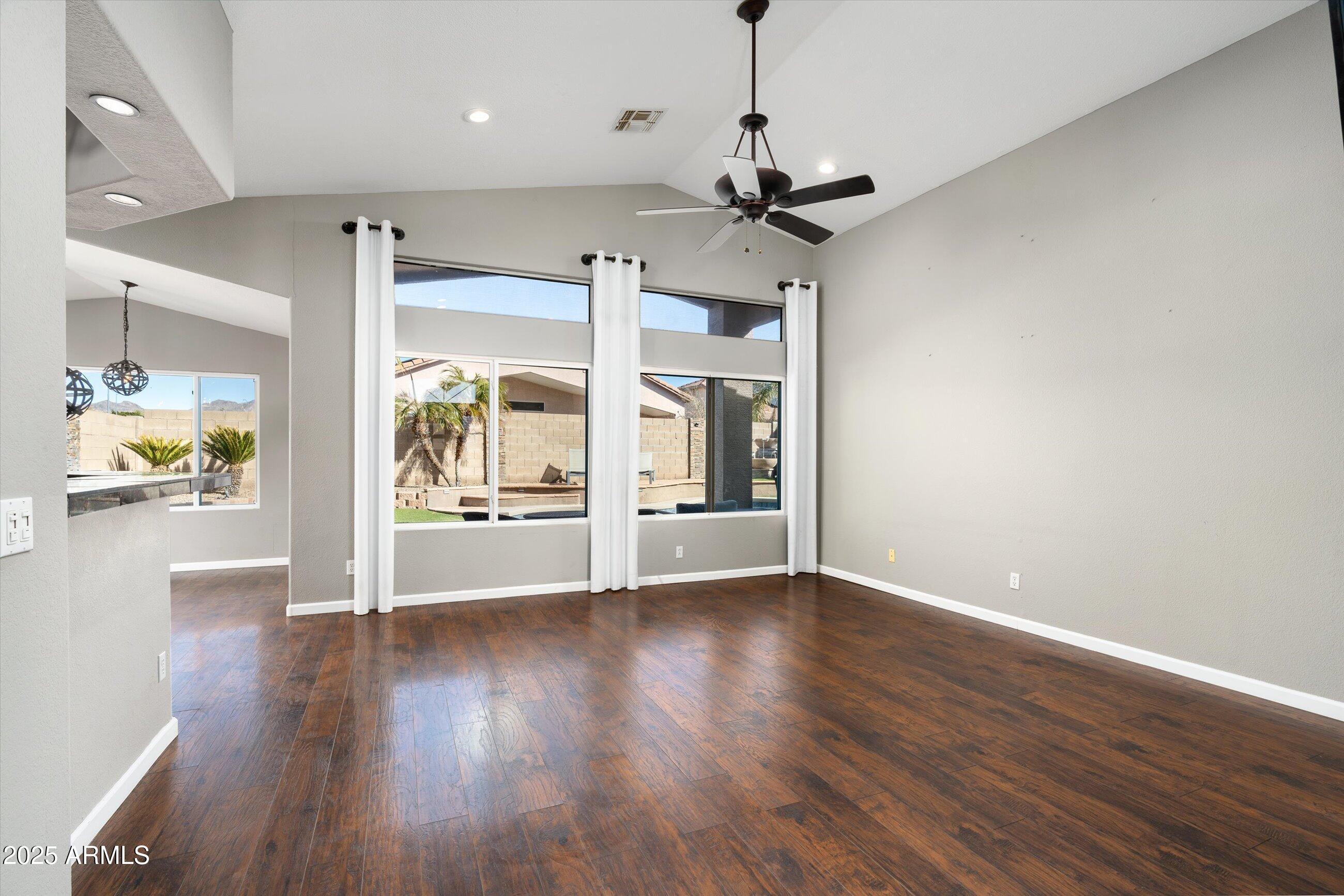 11332 E DES MOINES Circle