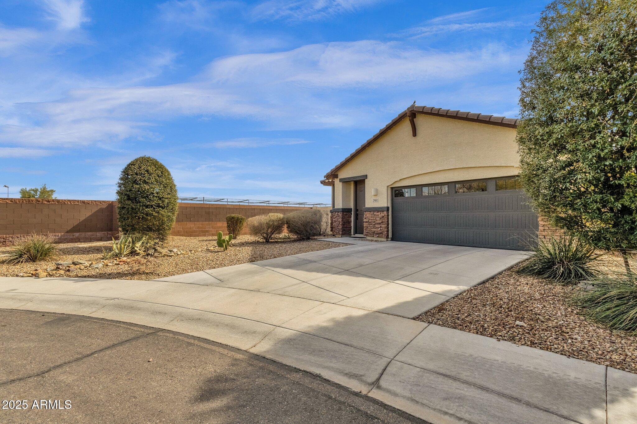 2981 E GLENHAVEN Drive
