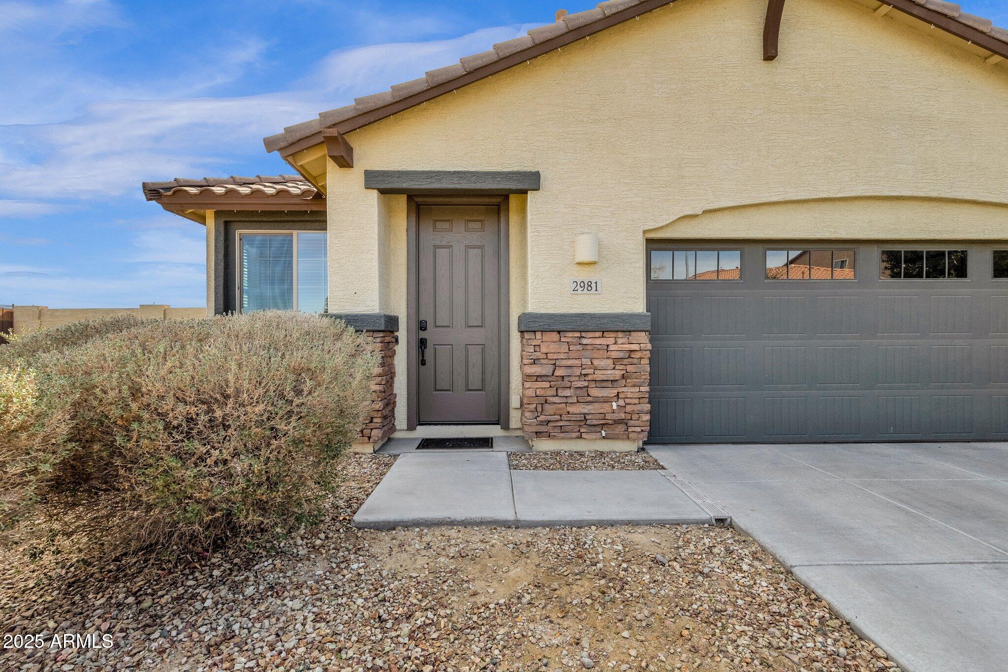 2981 E GLENHAVEN Drive