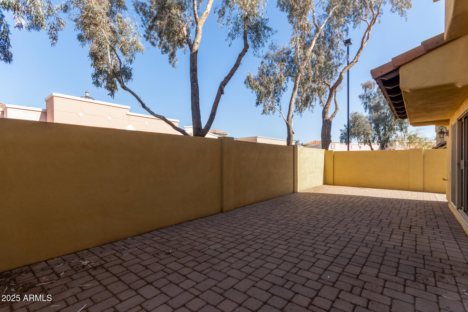 7130 W Linda Lane