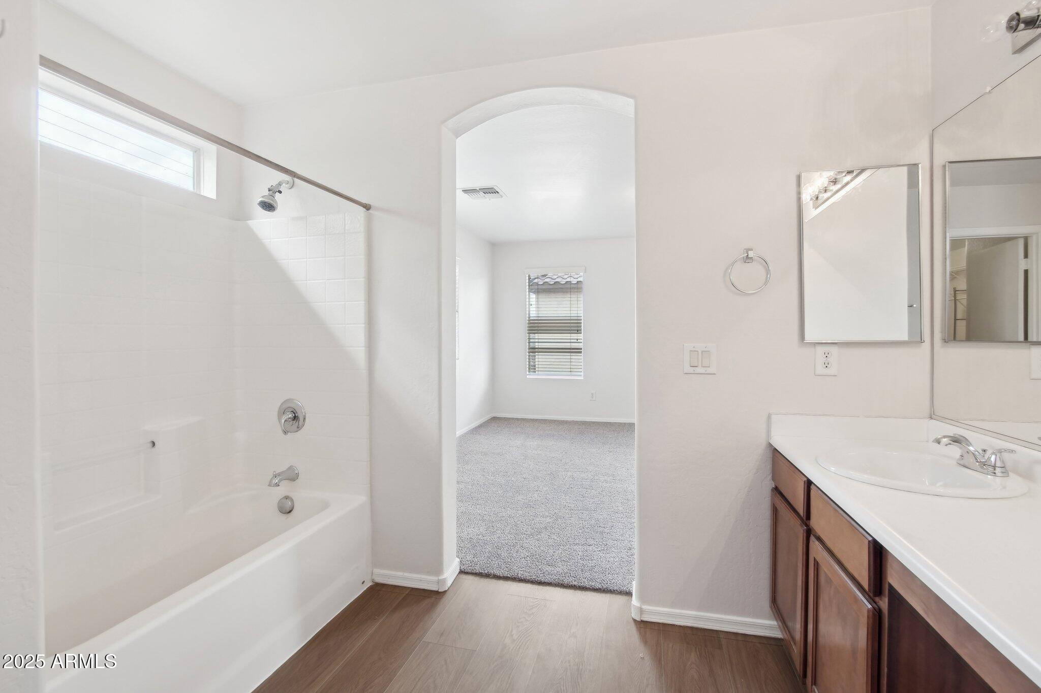 2502 S 90TH Glen
