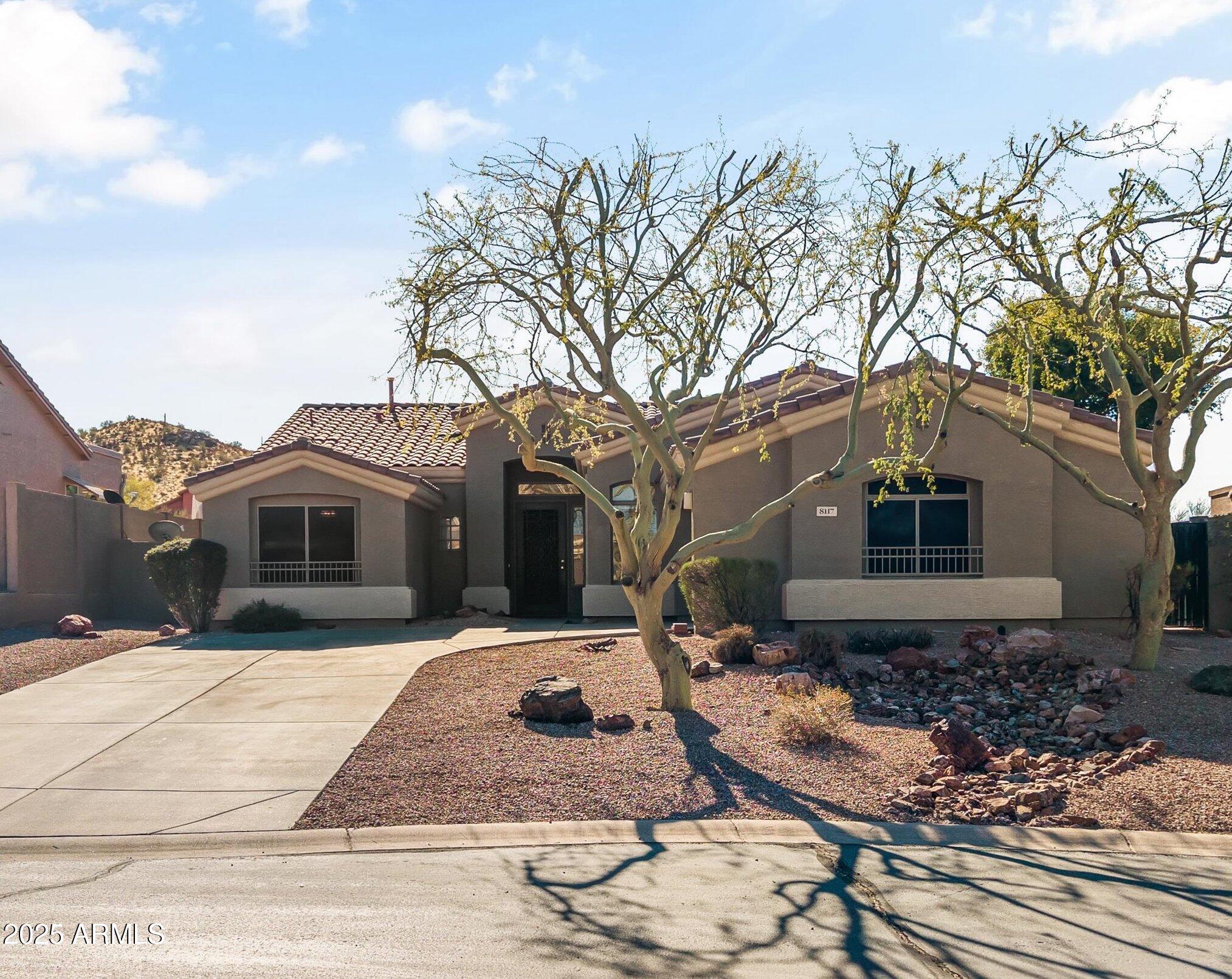 8117 E SWEET BUSH Lane