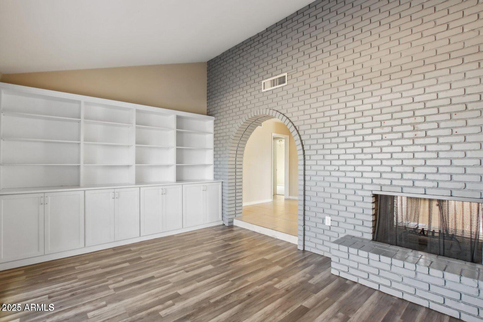 5013 W ORCHID Lane