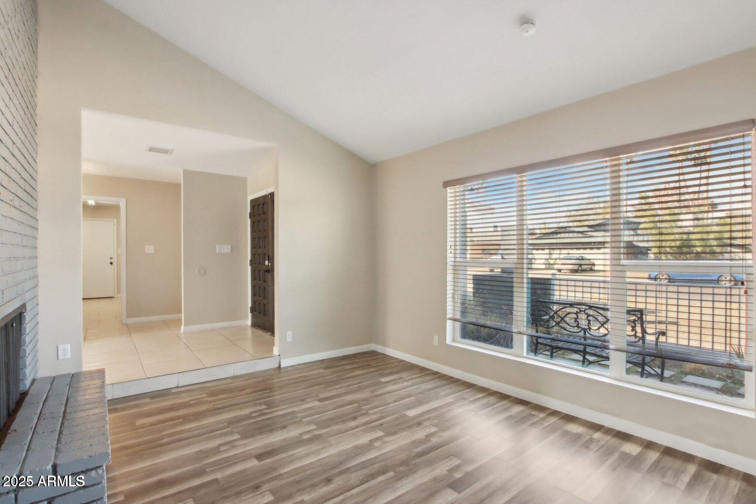5013 W ORCHID Lane