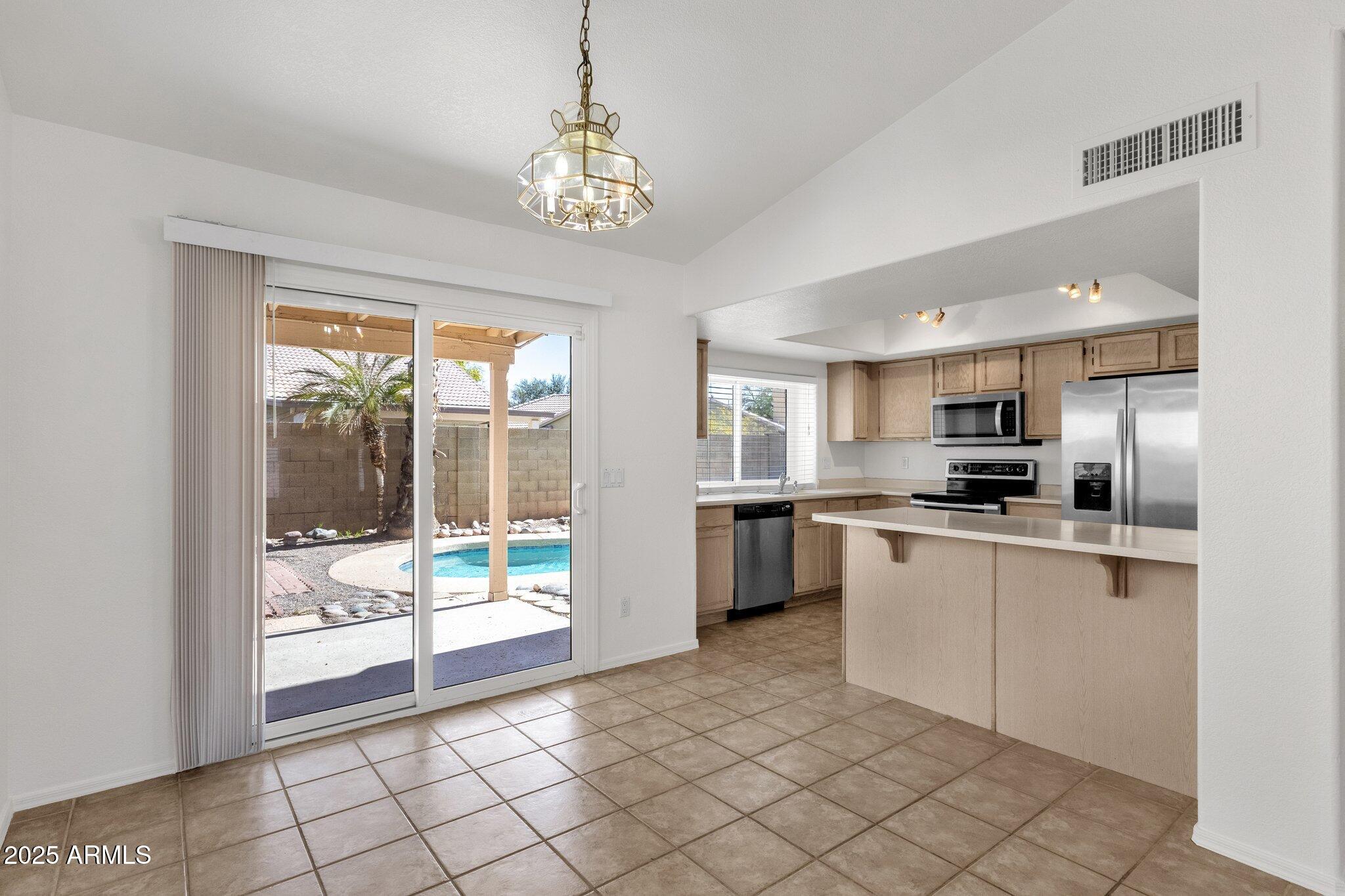 811 N LOS FELIZ Drive