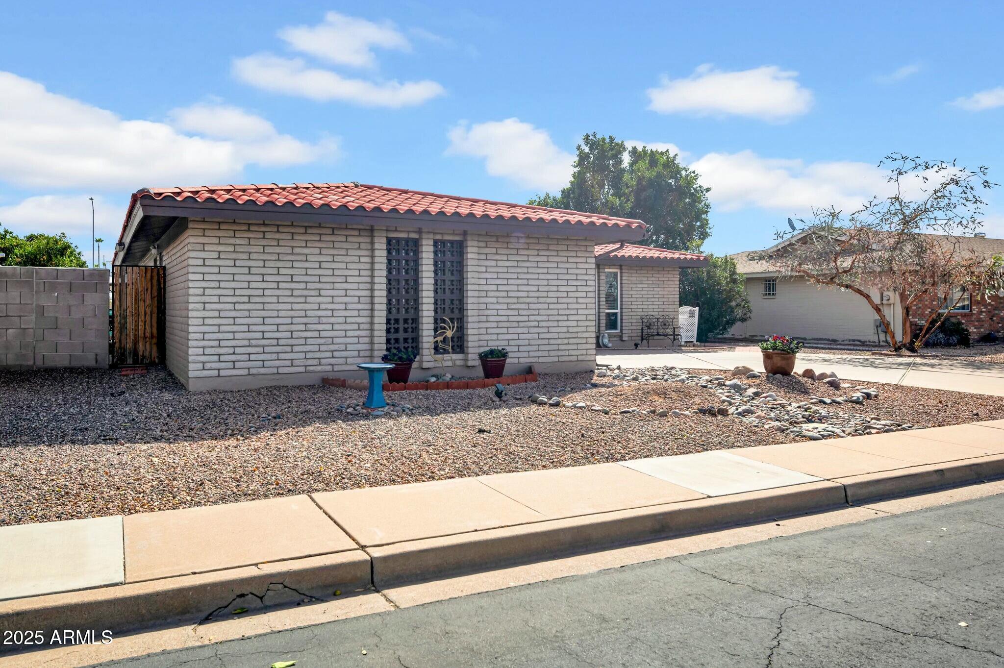 5141 E ELENA Avenue
