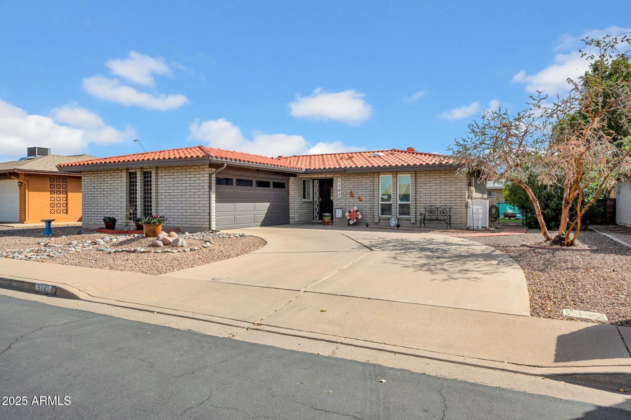 5141 E ELENA Avenue