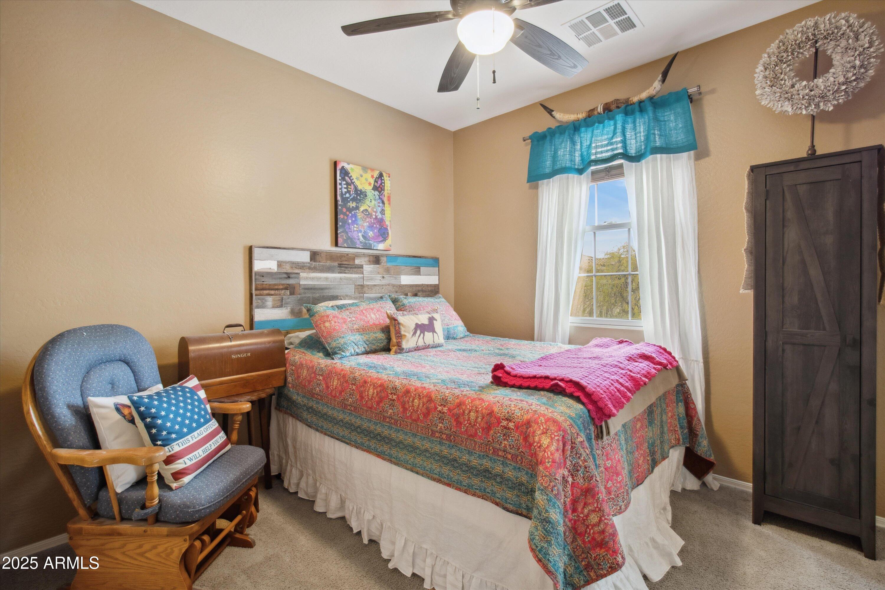 4769 E THUNDERHEART Trail 101
