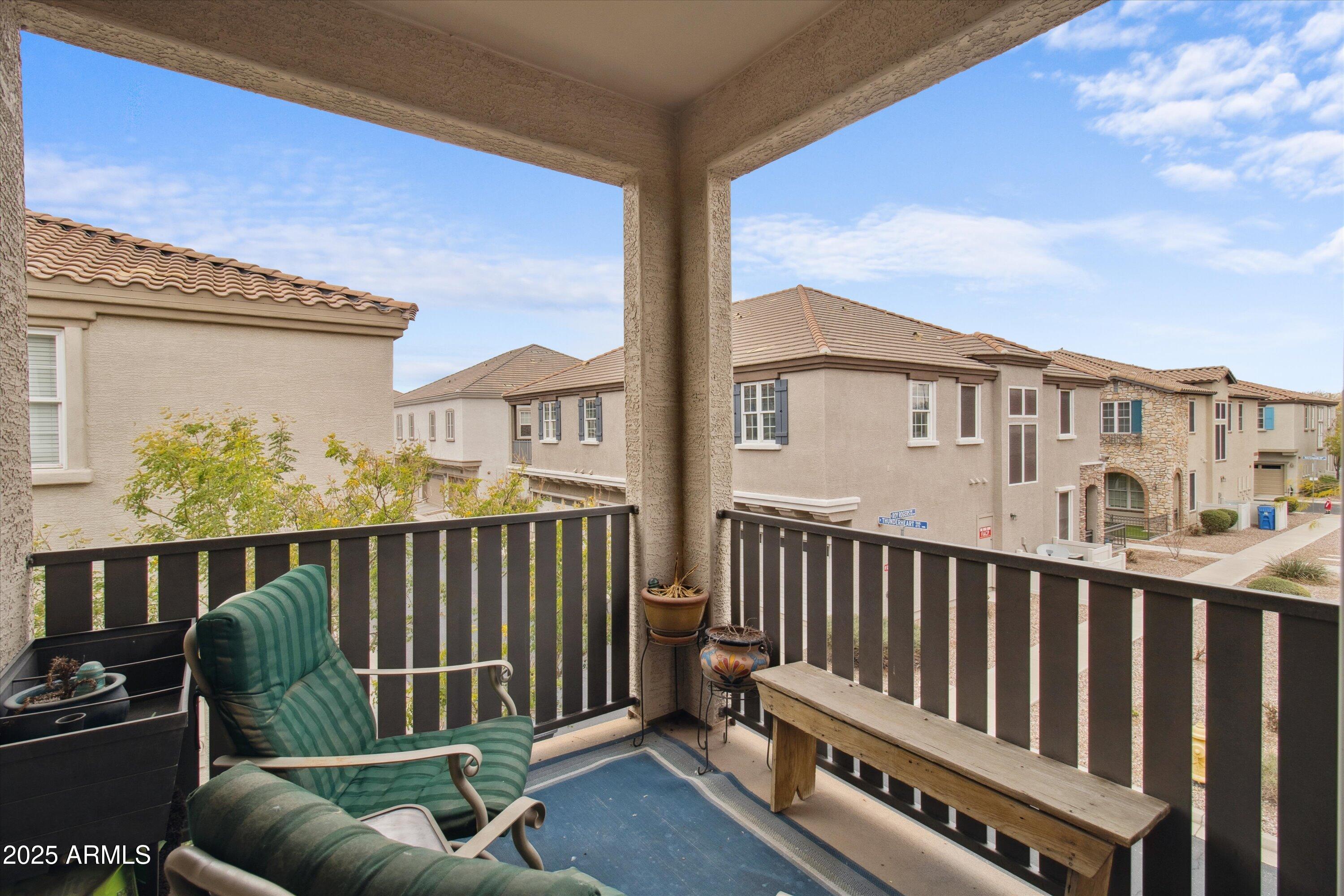4769 E THUNDERHEART Trail 101