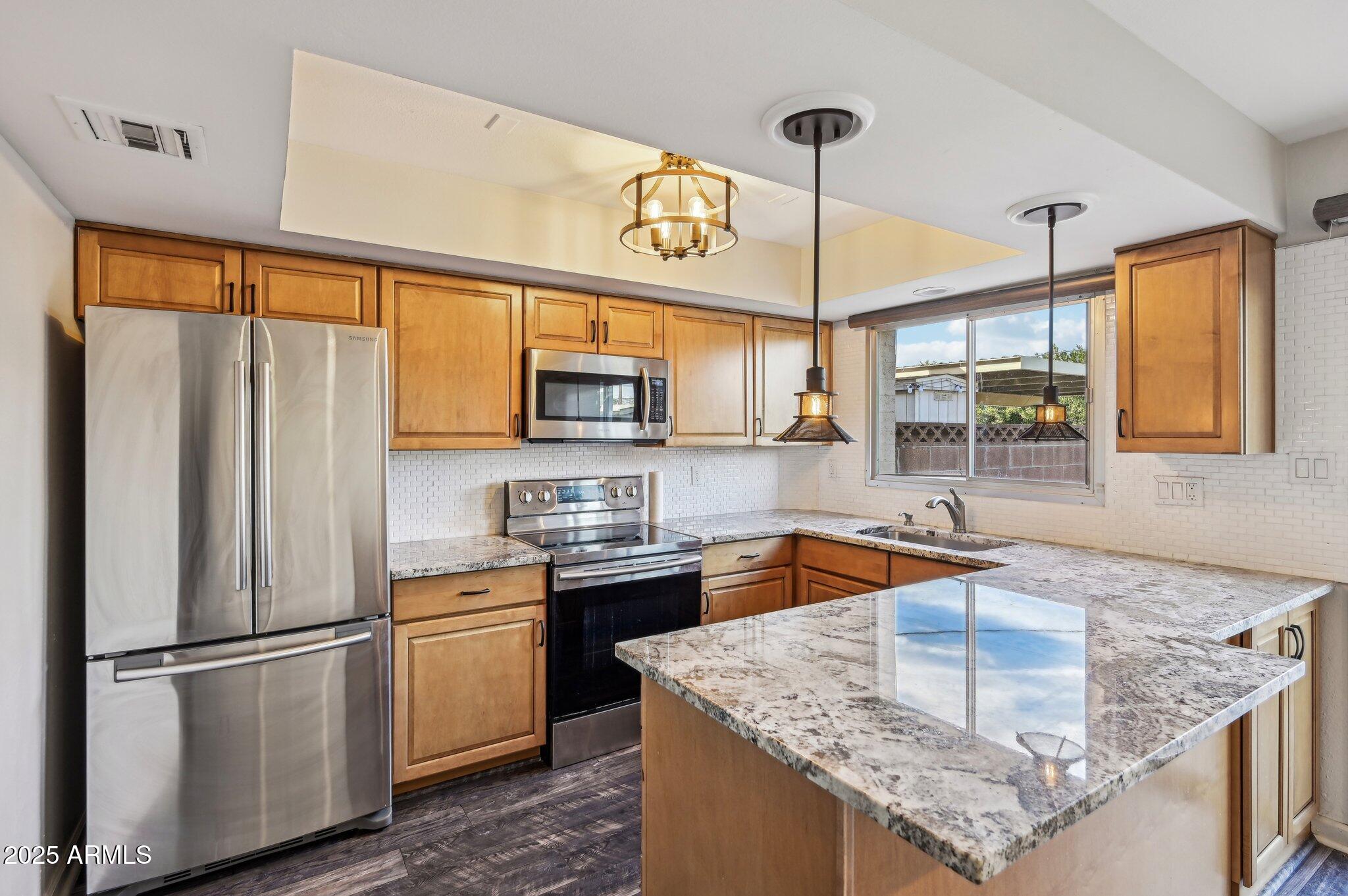 6169 N GRANITE REEF Road