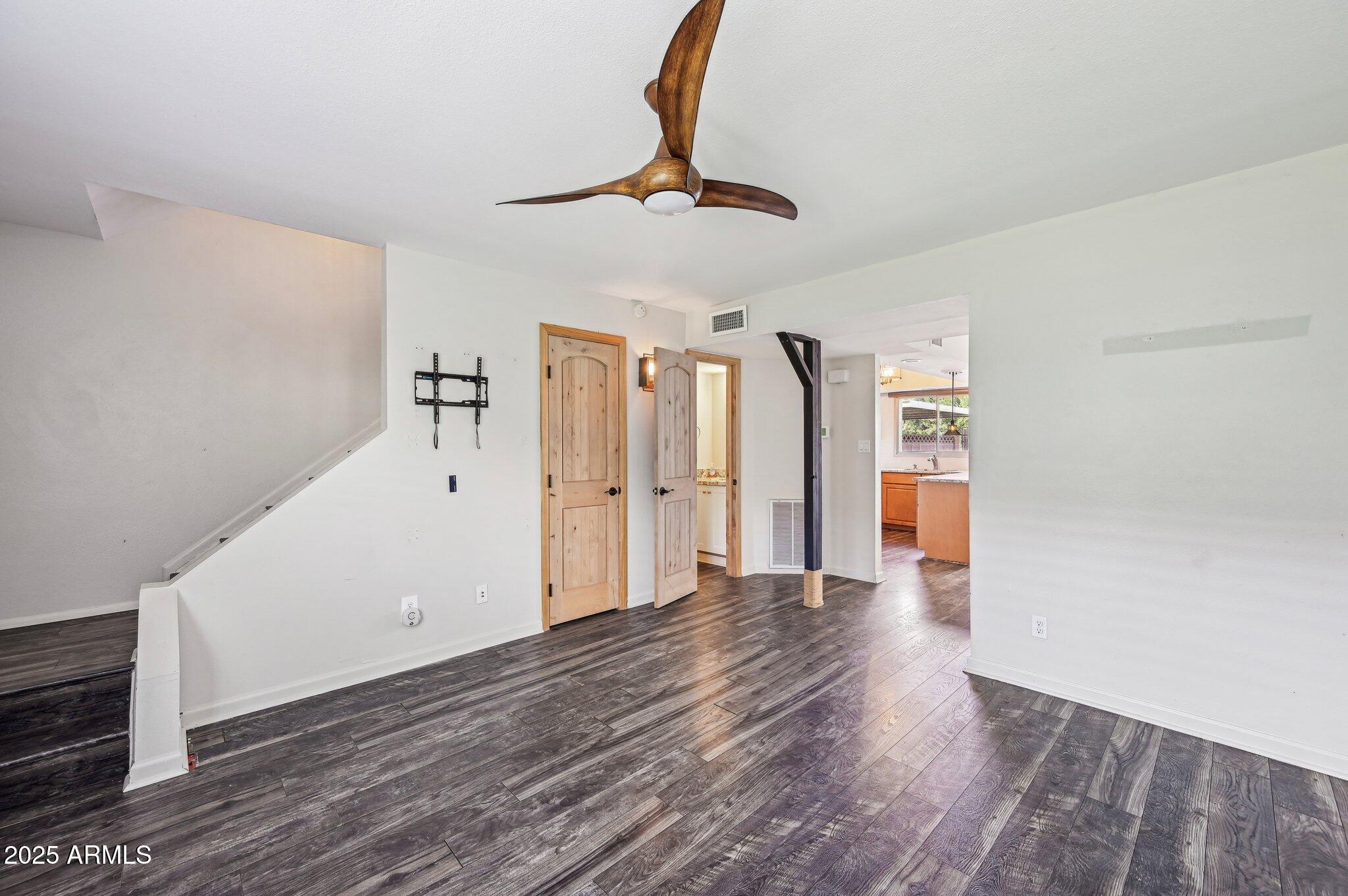 6169 N GRANITE REEF Road