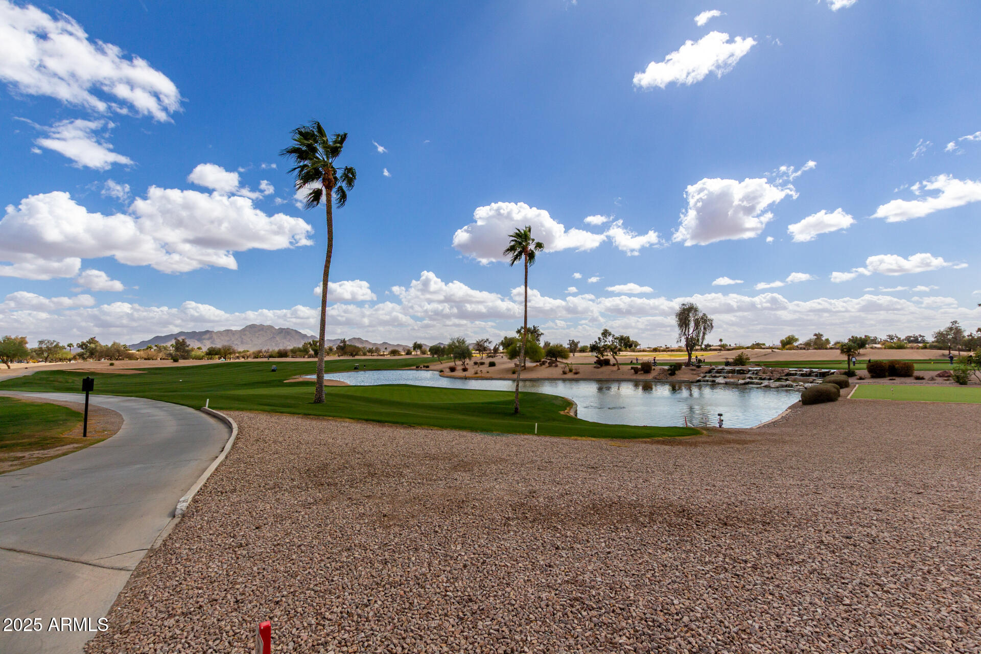 6634 S PINNACLE Court