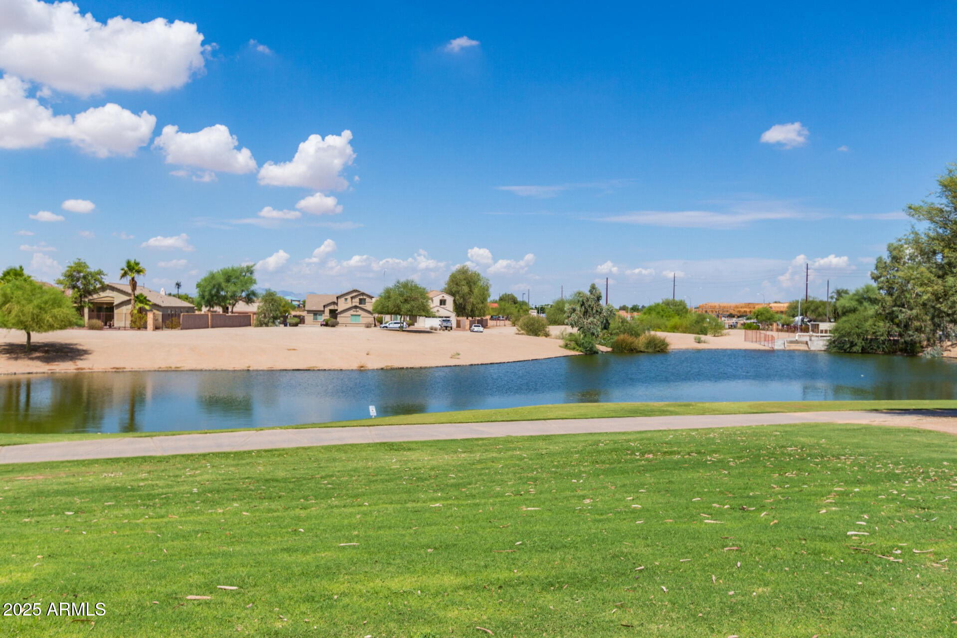6634 S PINNACLE Court