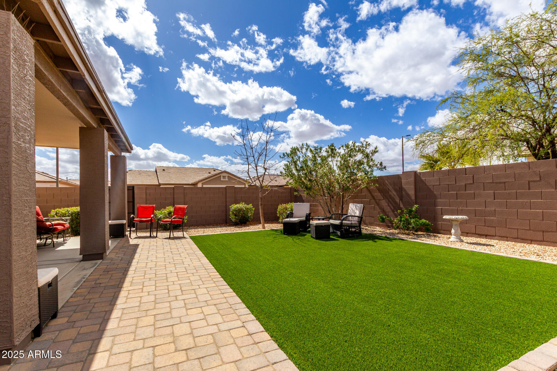 6634 S PINNACLE Court