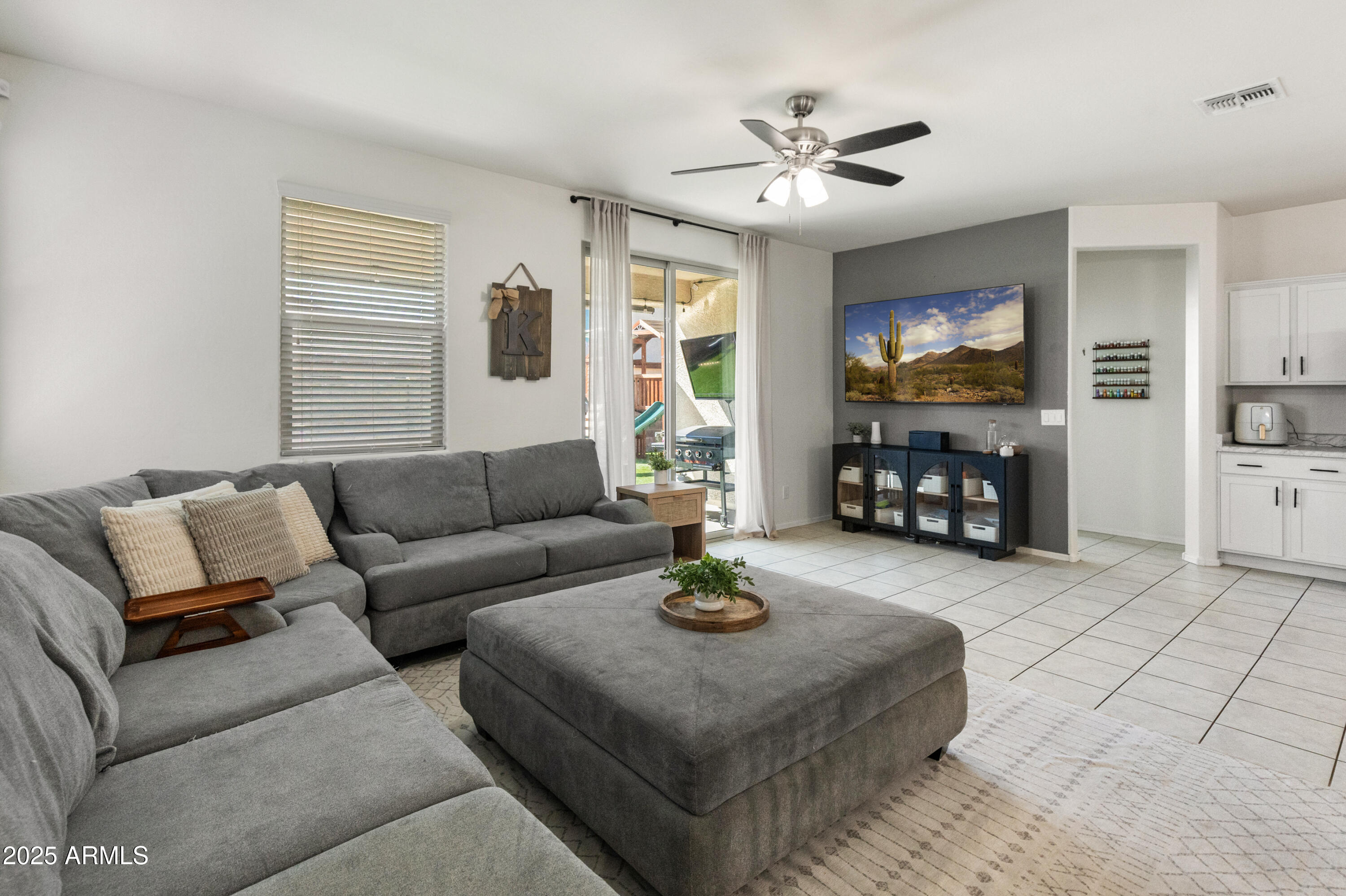 18359 W TINA Lane