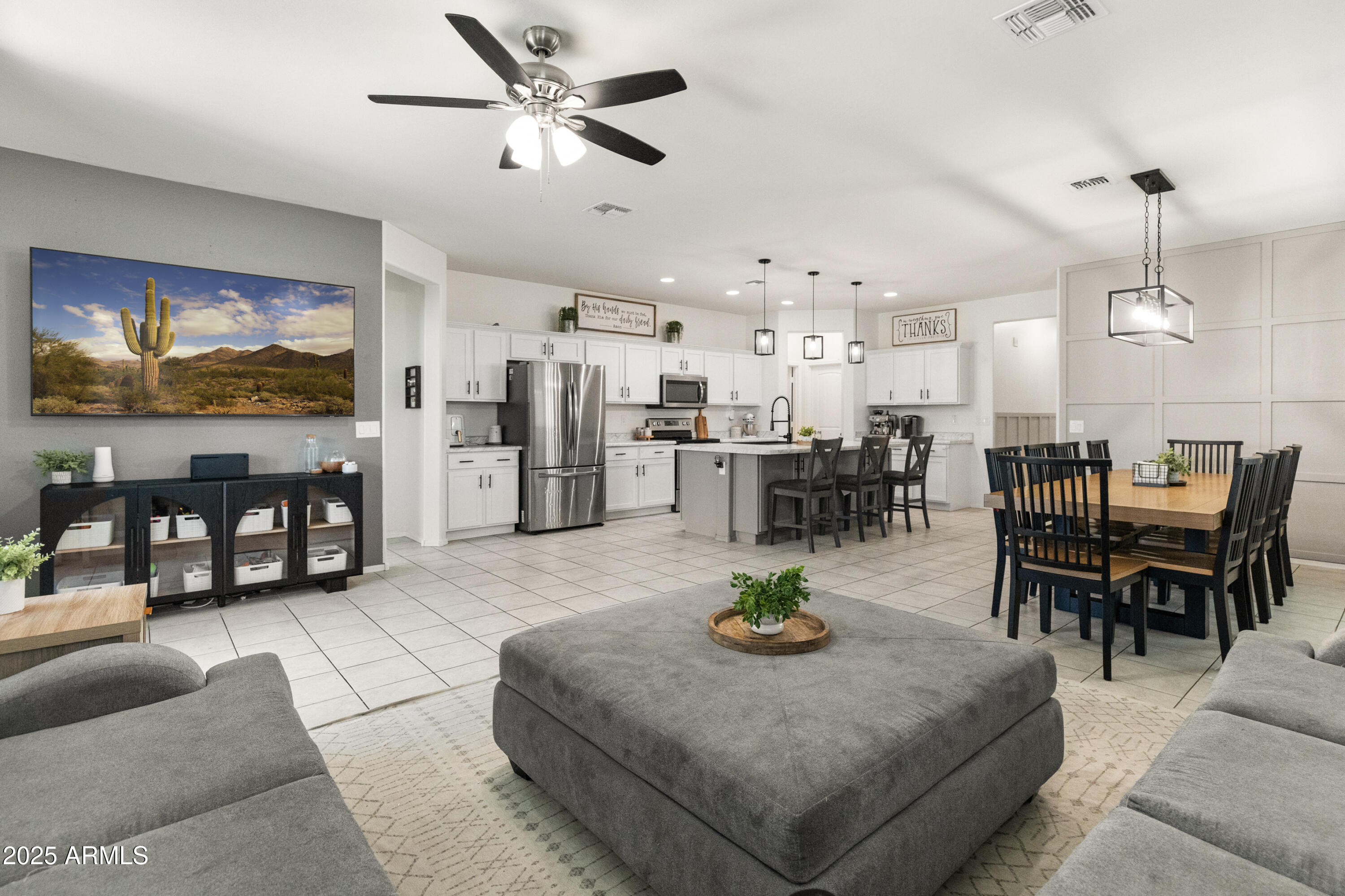 18359 W TINA Lane