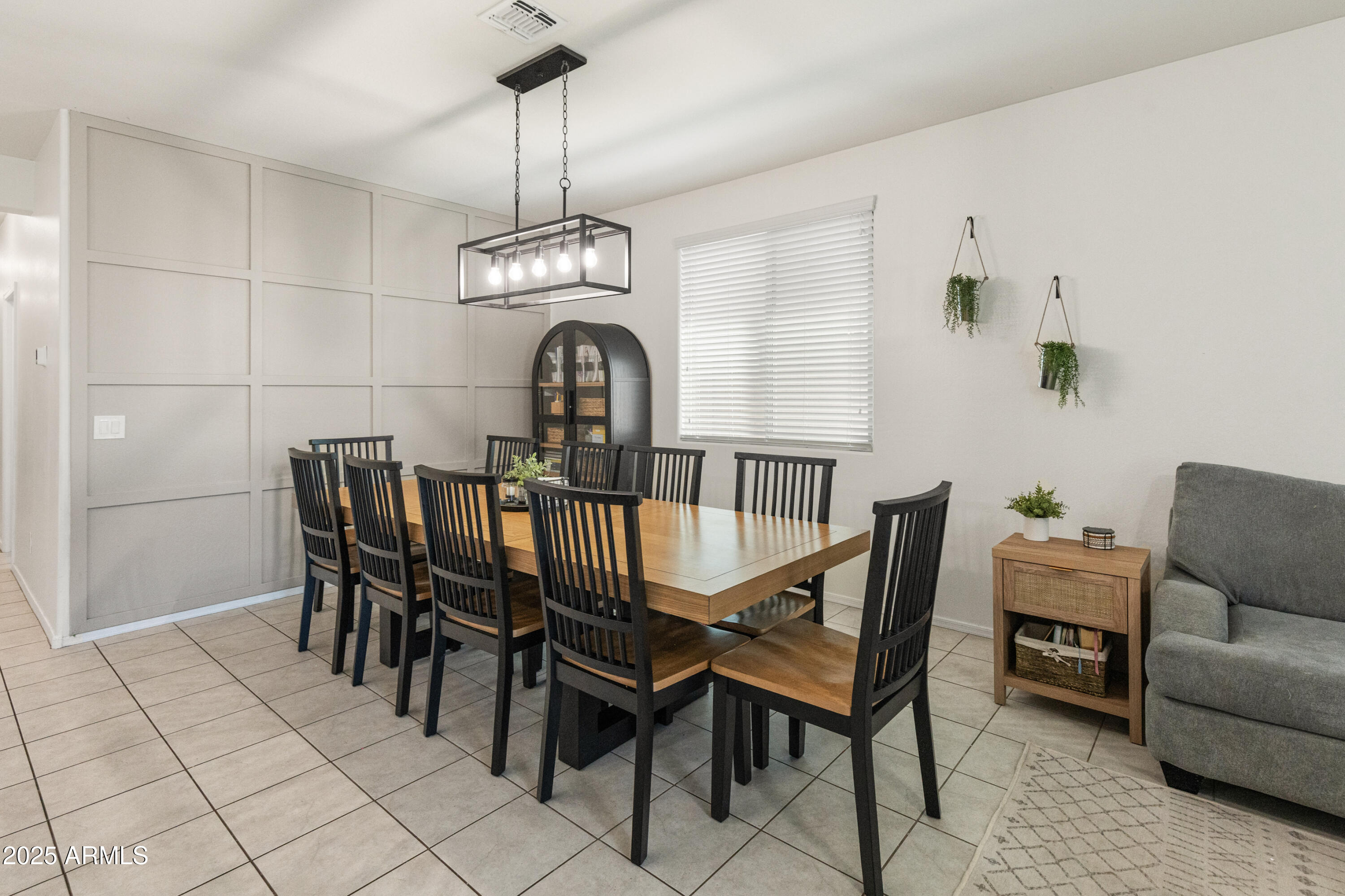 18359 W TINA Lane