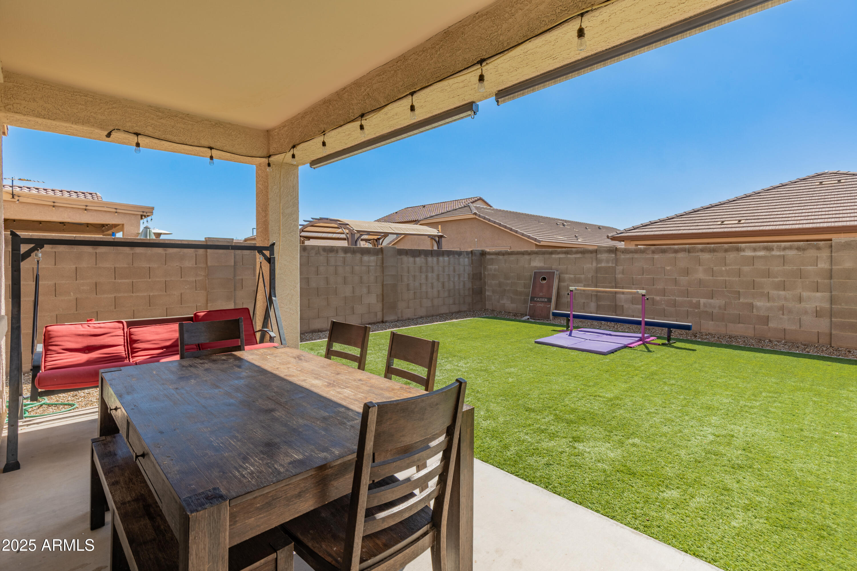 18359 W TINA Lane