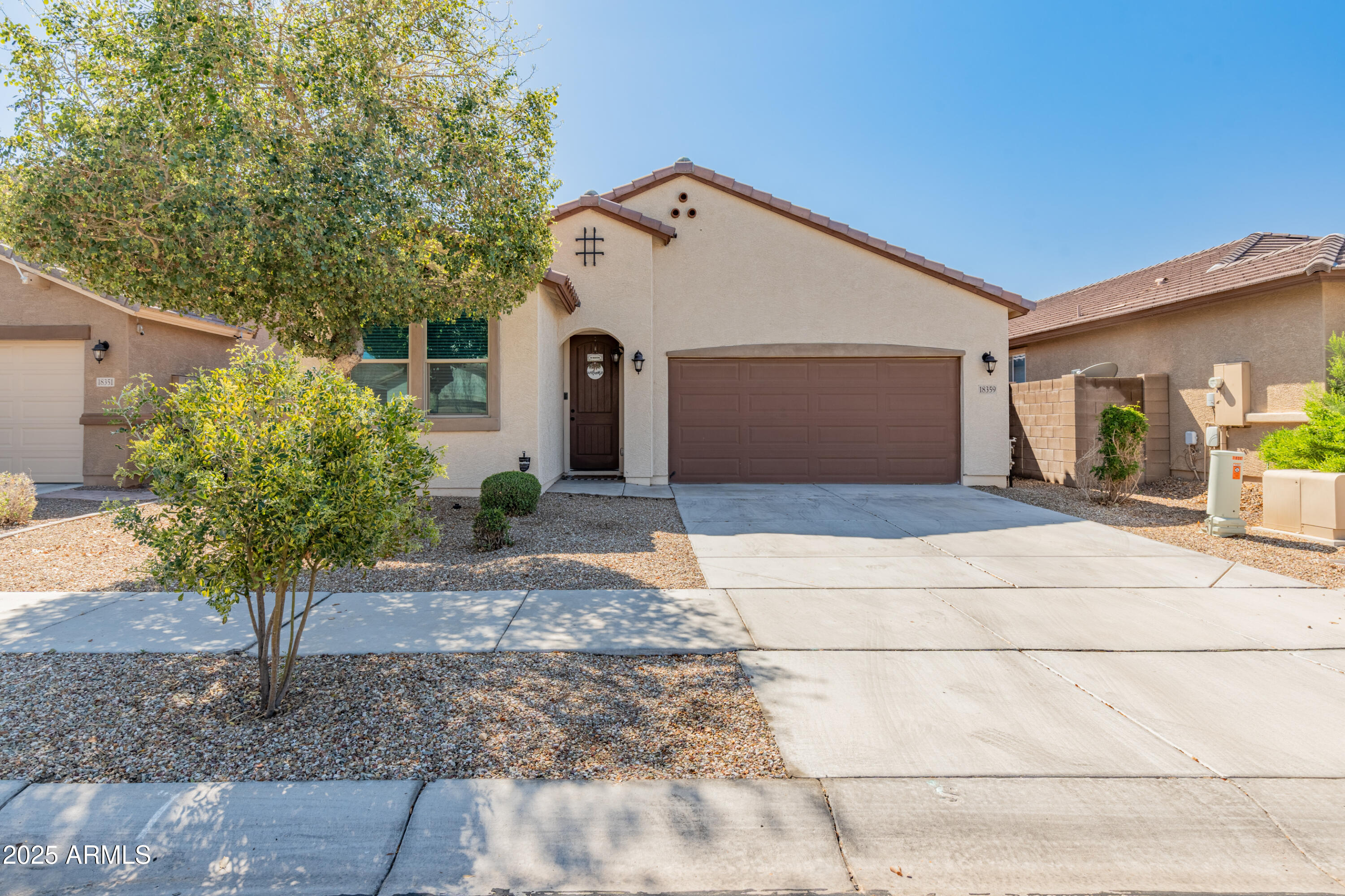 18359 W TINA Lane