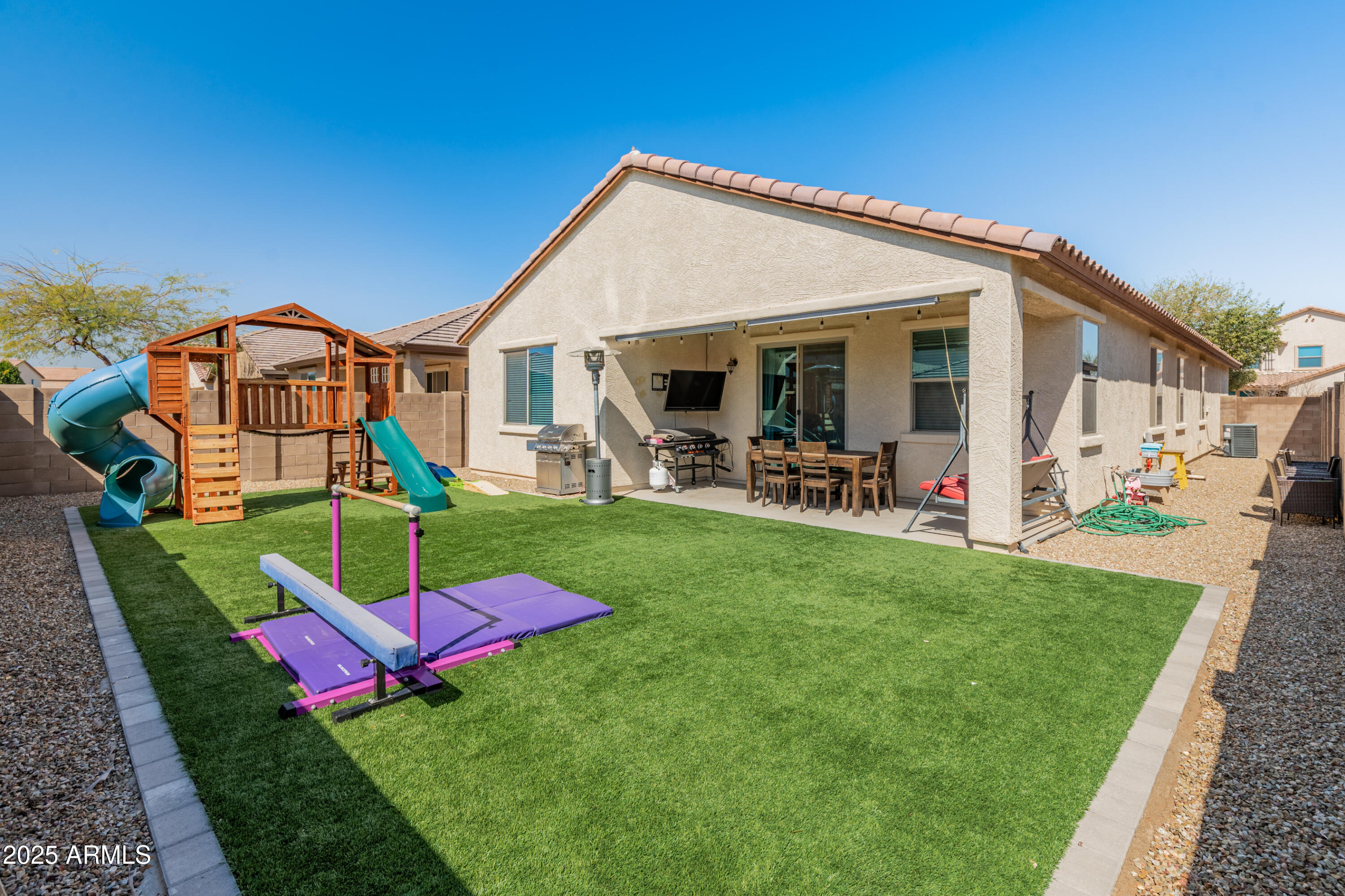 18359 W TINA Lane