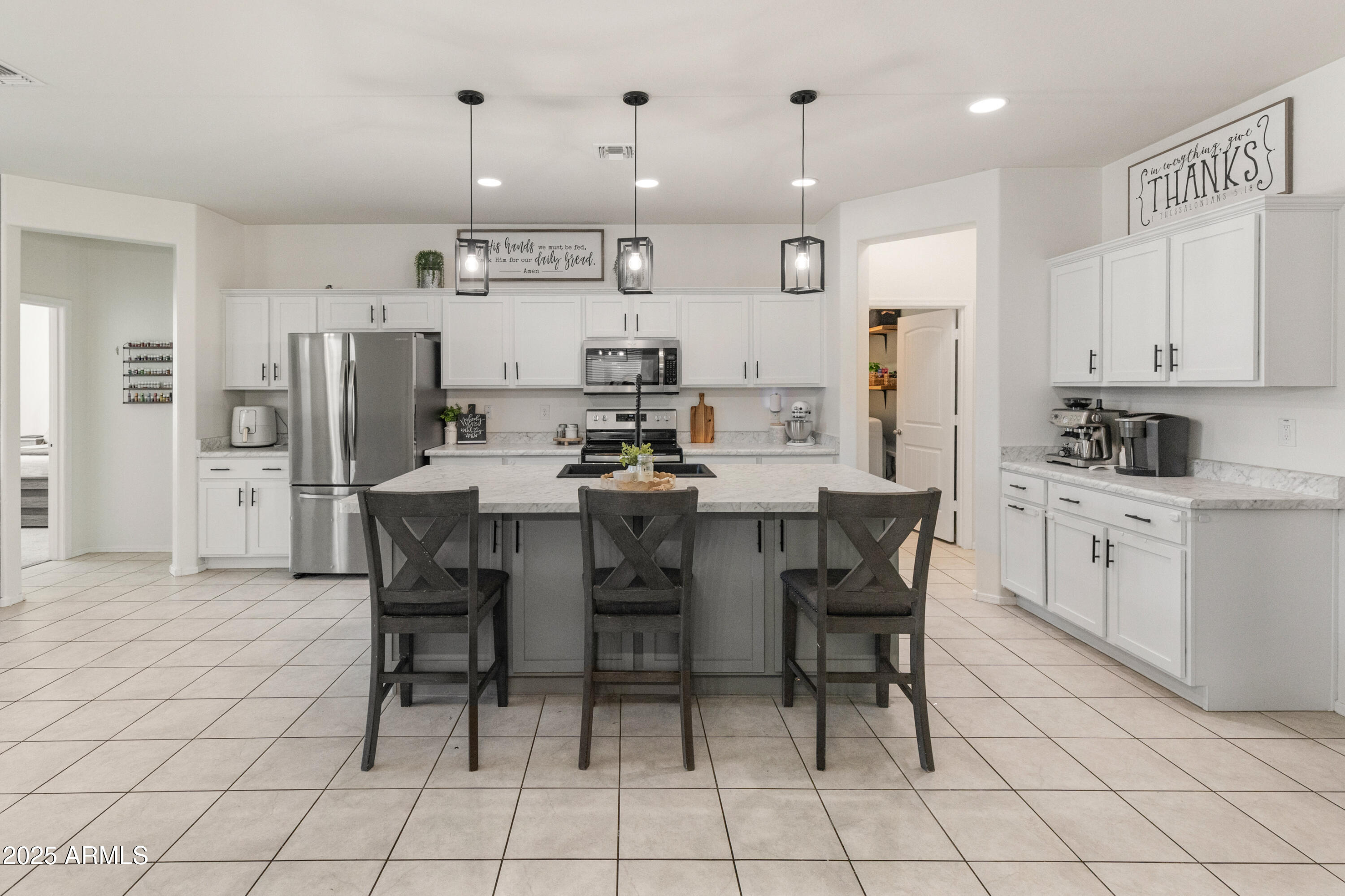 18359 W TINA Lane