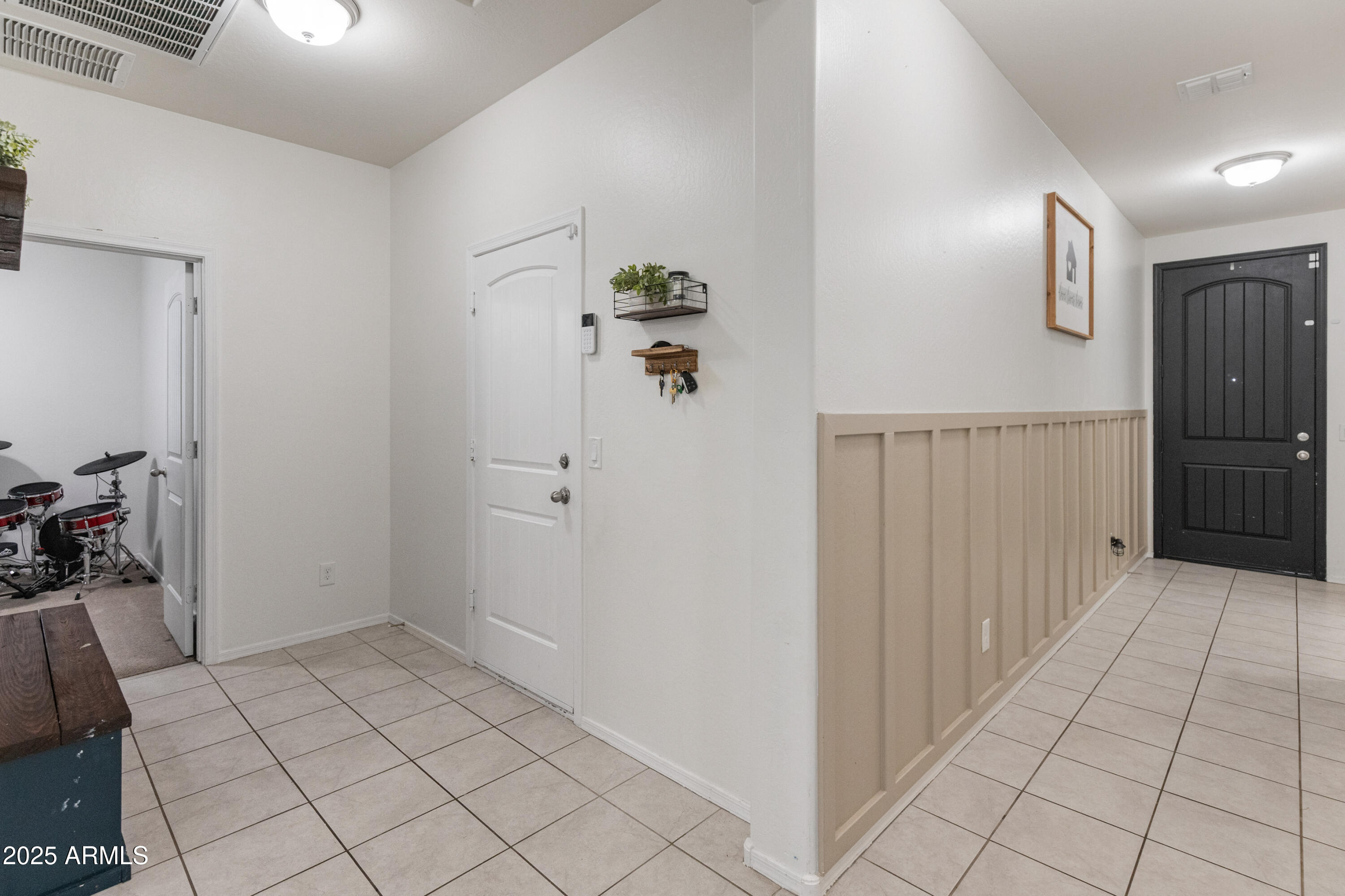 18359 W TINA Lane