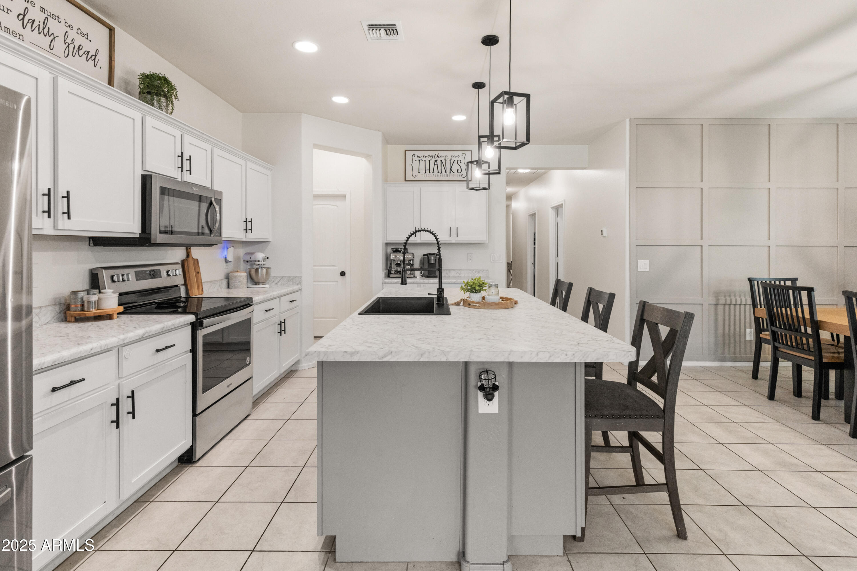 18359 W TINA Lane