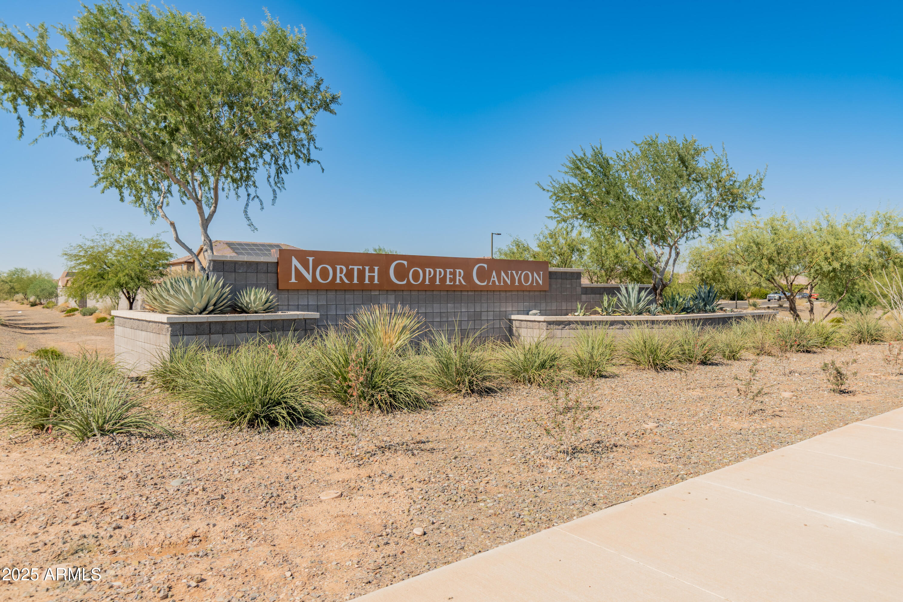 18359 W TINA Lane