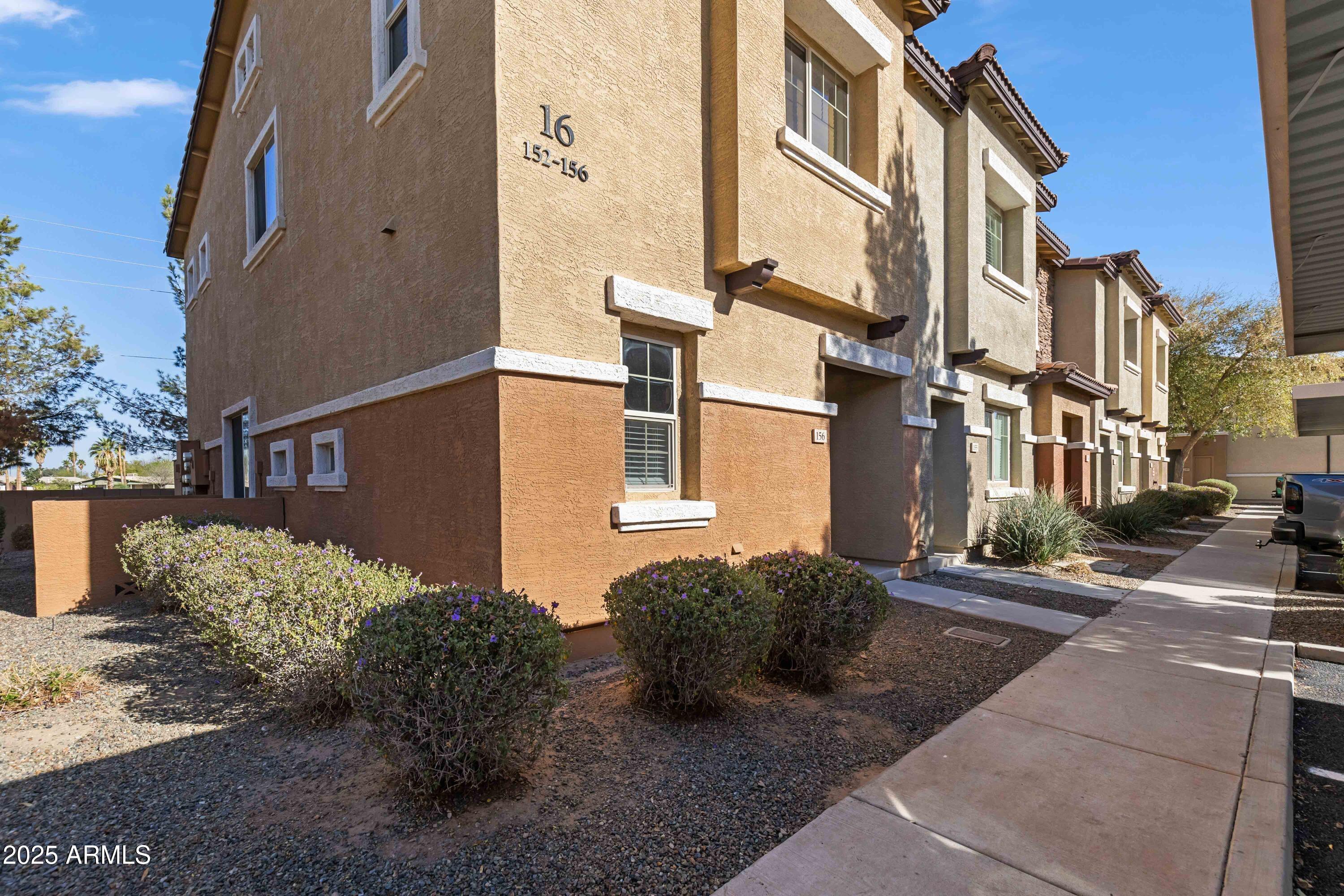 7726 E BASELINE Road 156