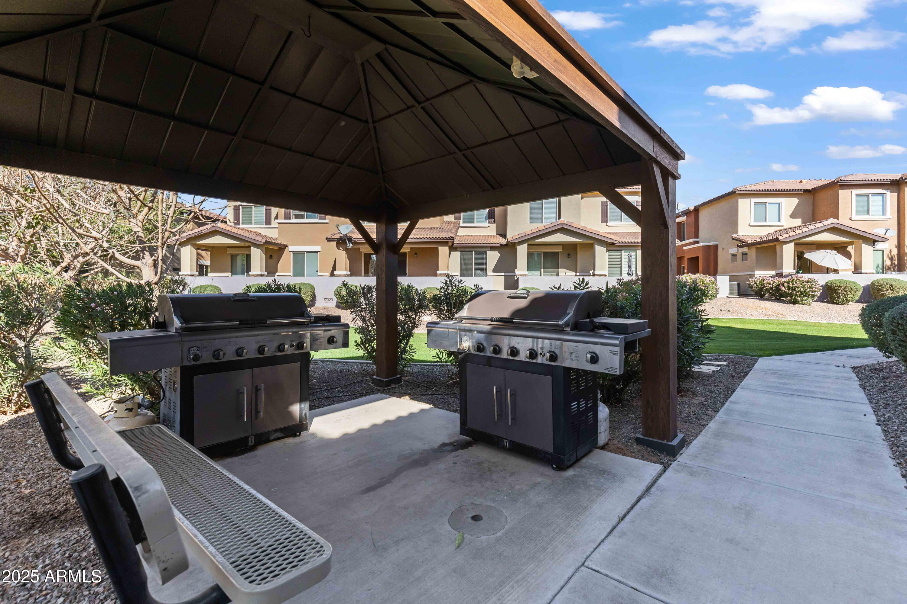 7726 E BASELINE Road 156