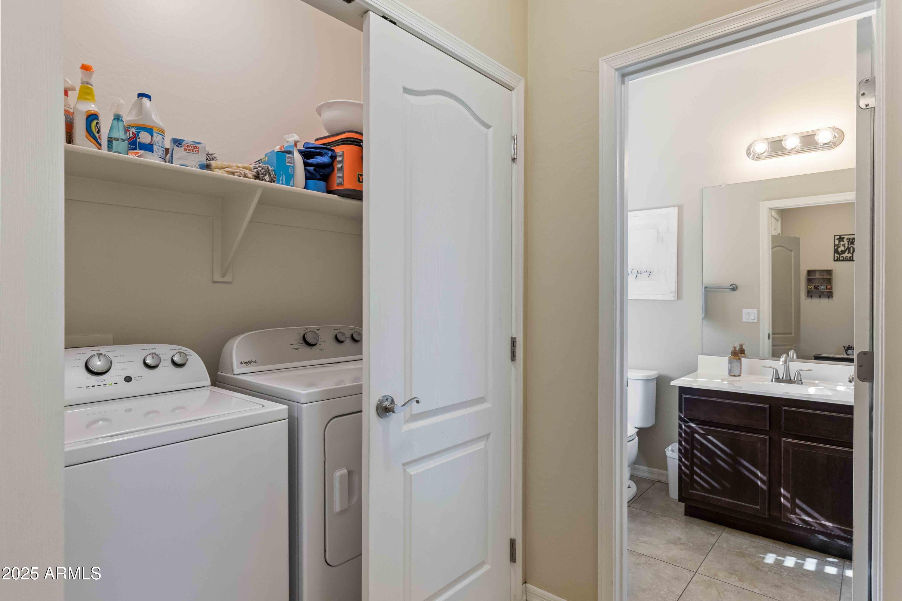 7726 E BASELINE Road 156