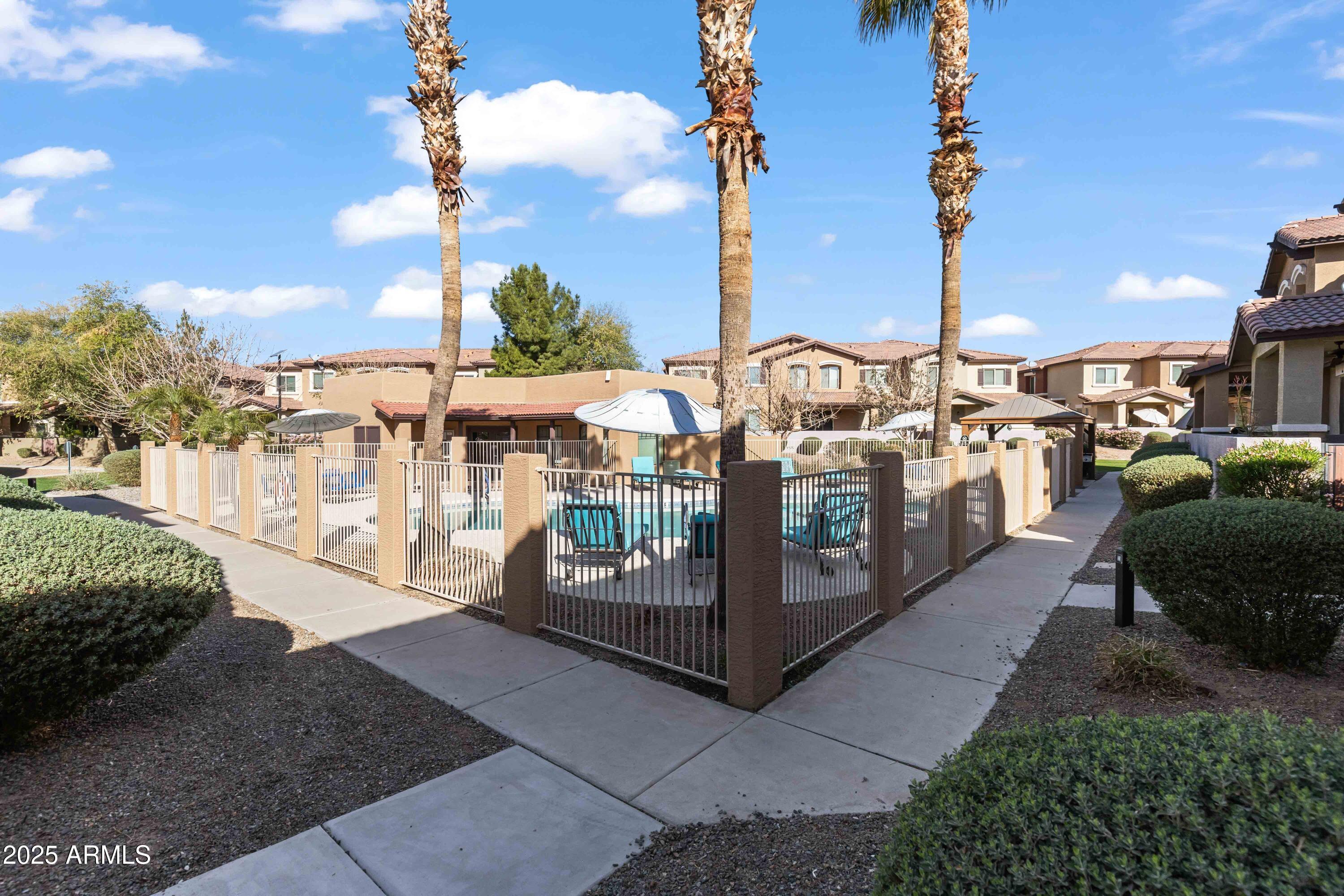 7726 E BASELINE Road 156