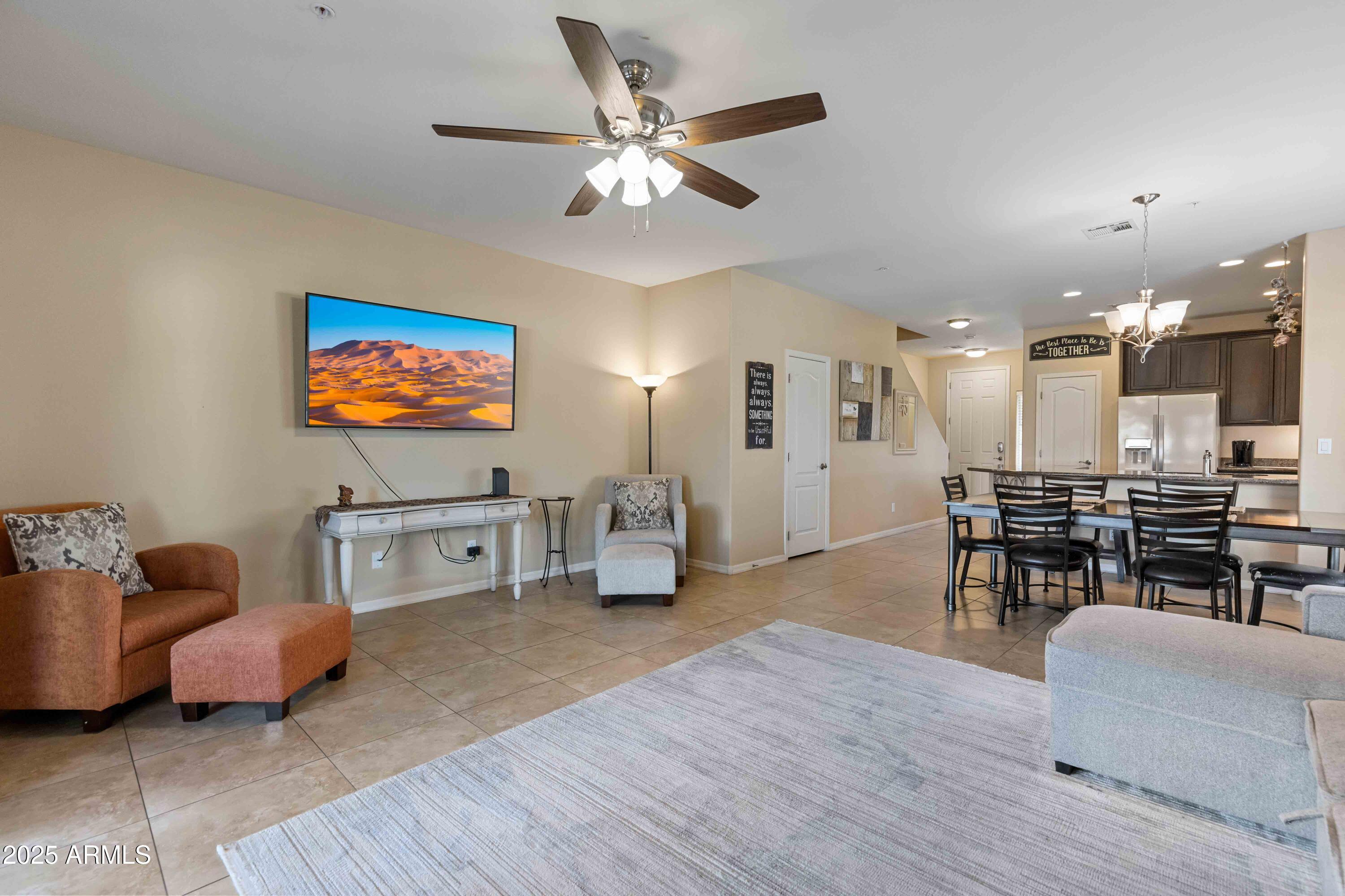 7726 E BASELINE Road 156