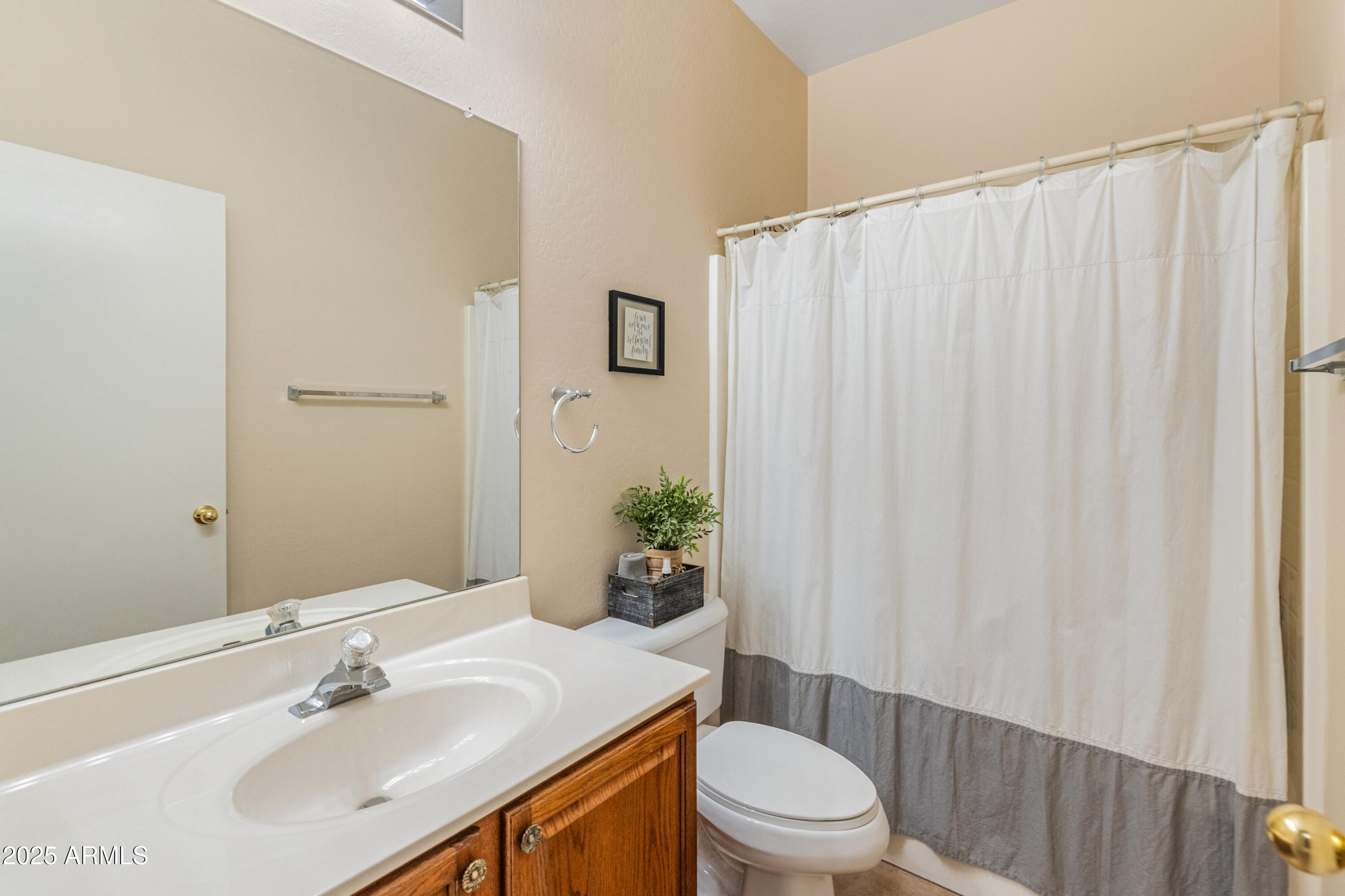 17063 W BRIDLINGTON Lane