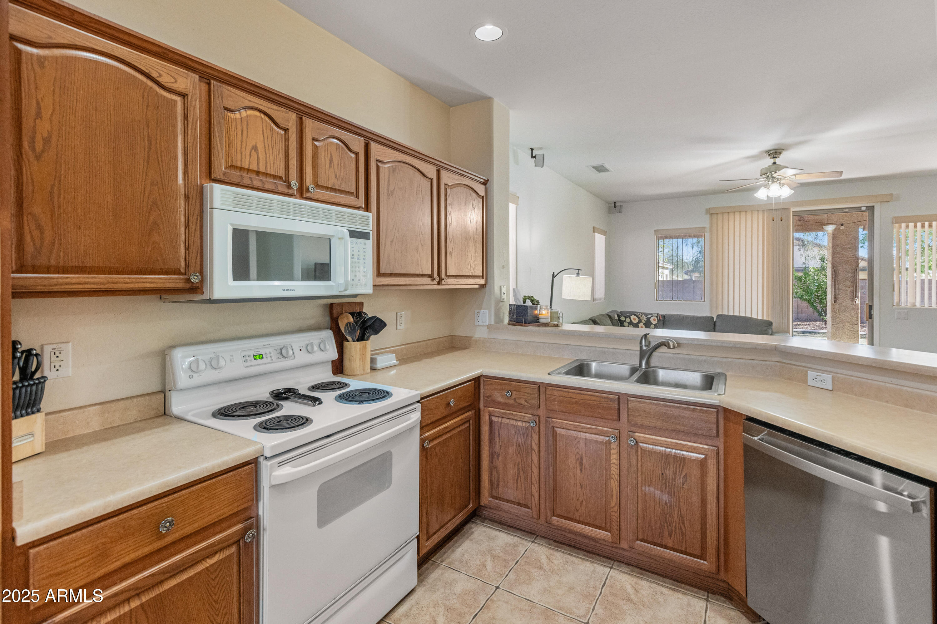17063 W BRIDLINGTON Lane