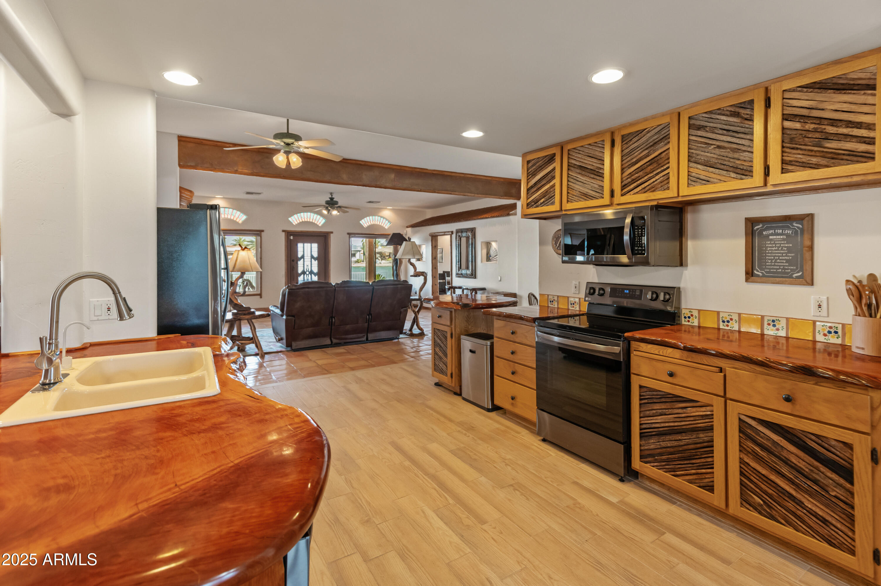 13839 N Crown Point