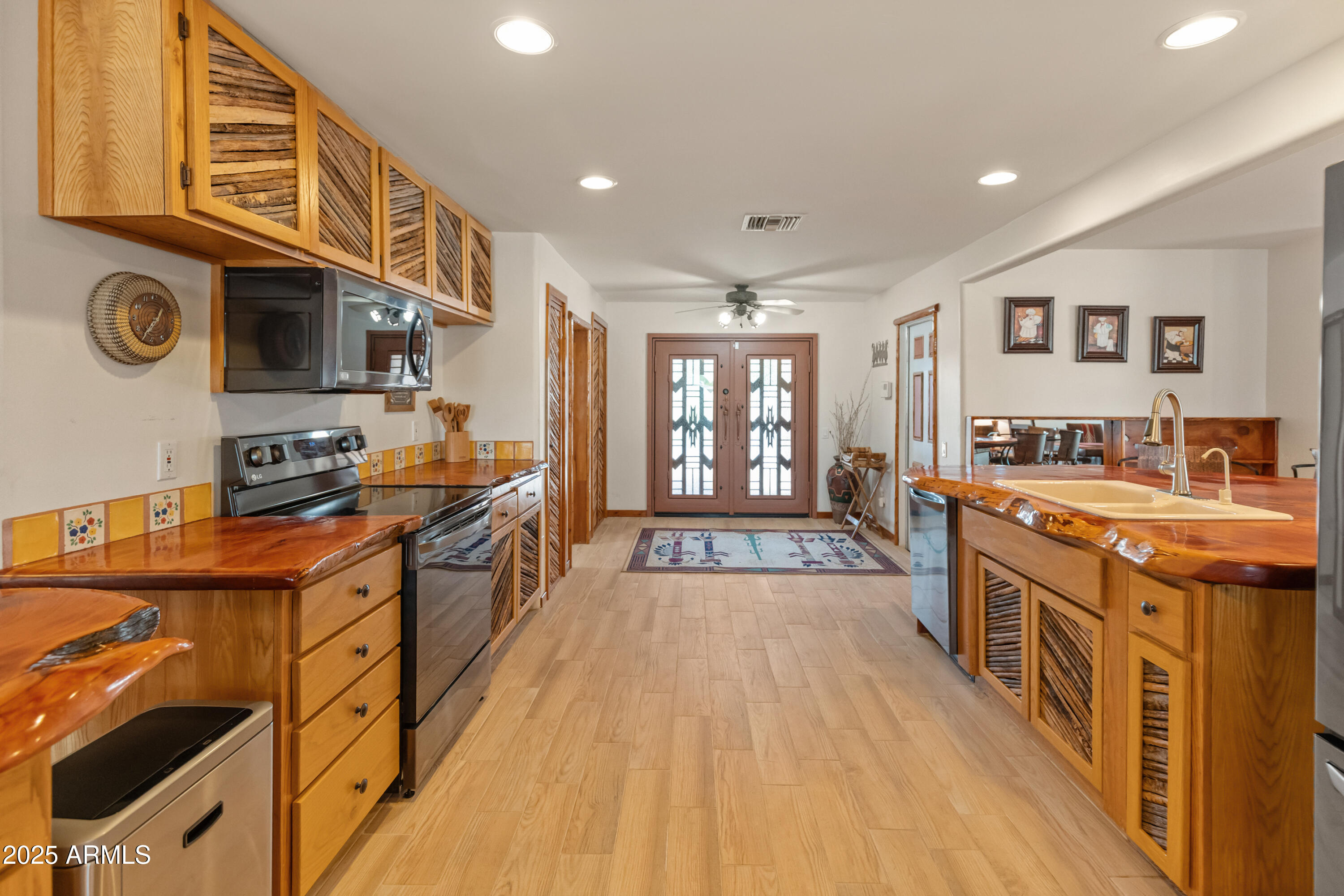 13839 N Crown Point
