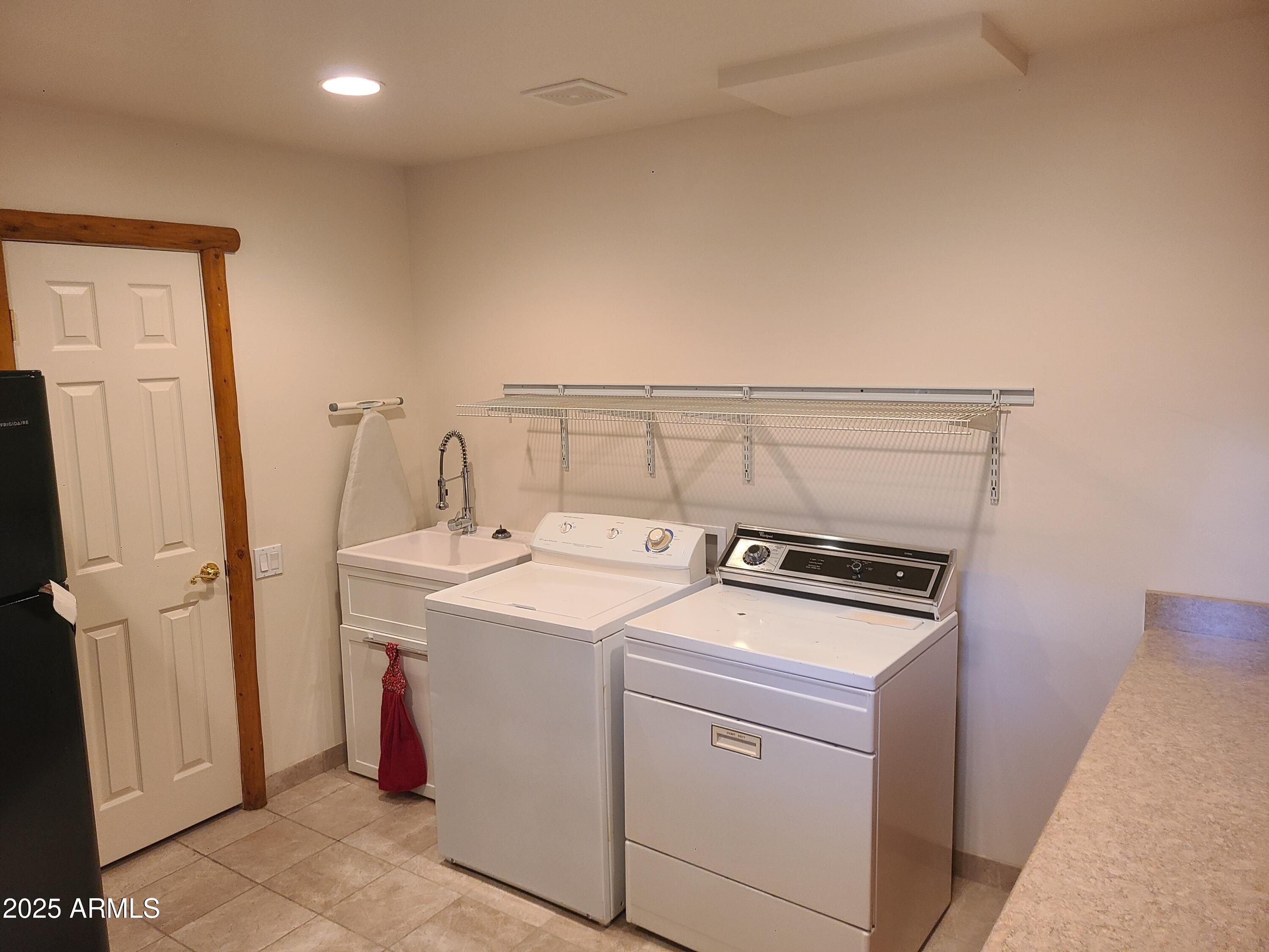 13839 N Crown Point