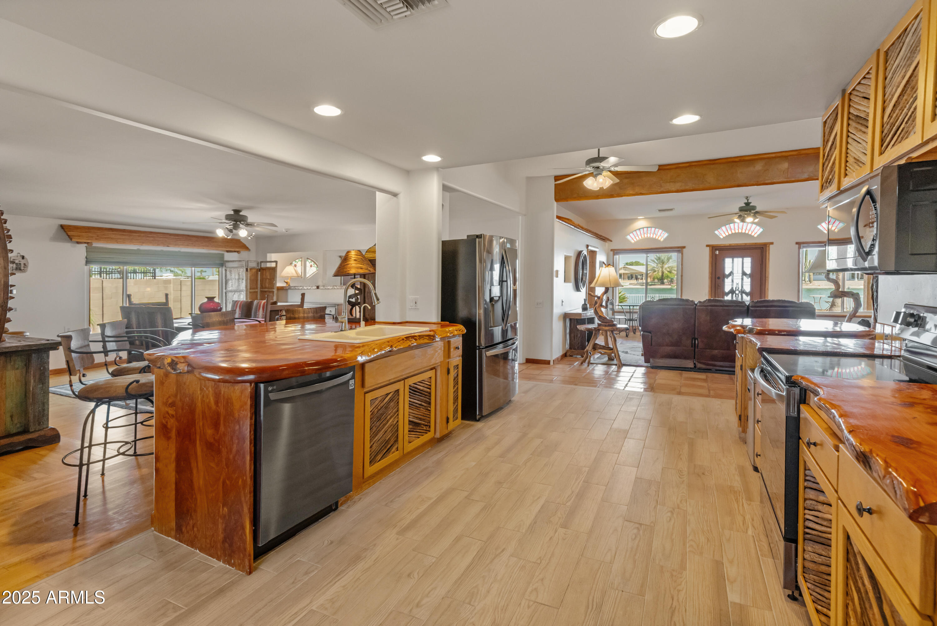 13839 N Crown Point