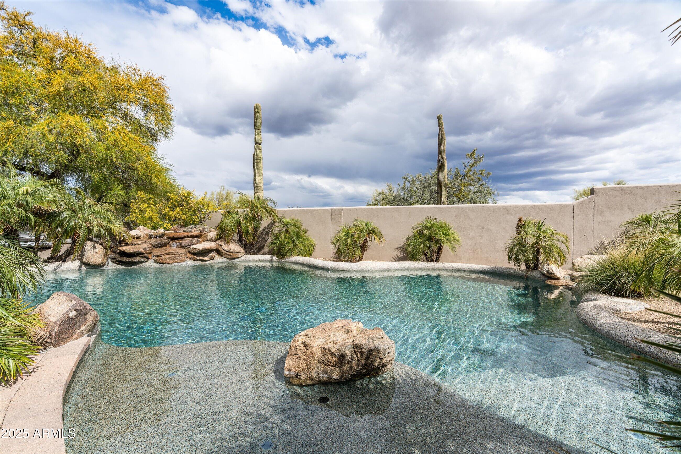30600 N PIMA Road 89