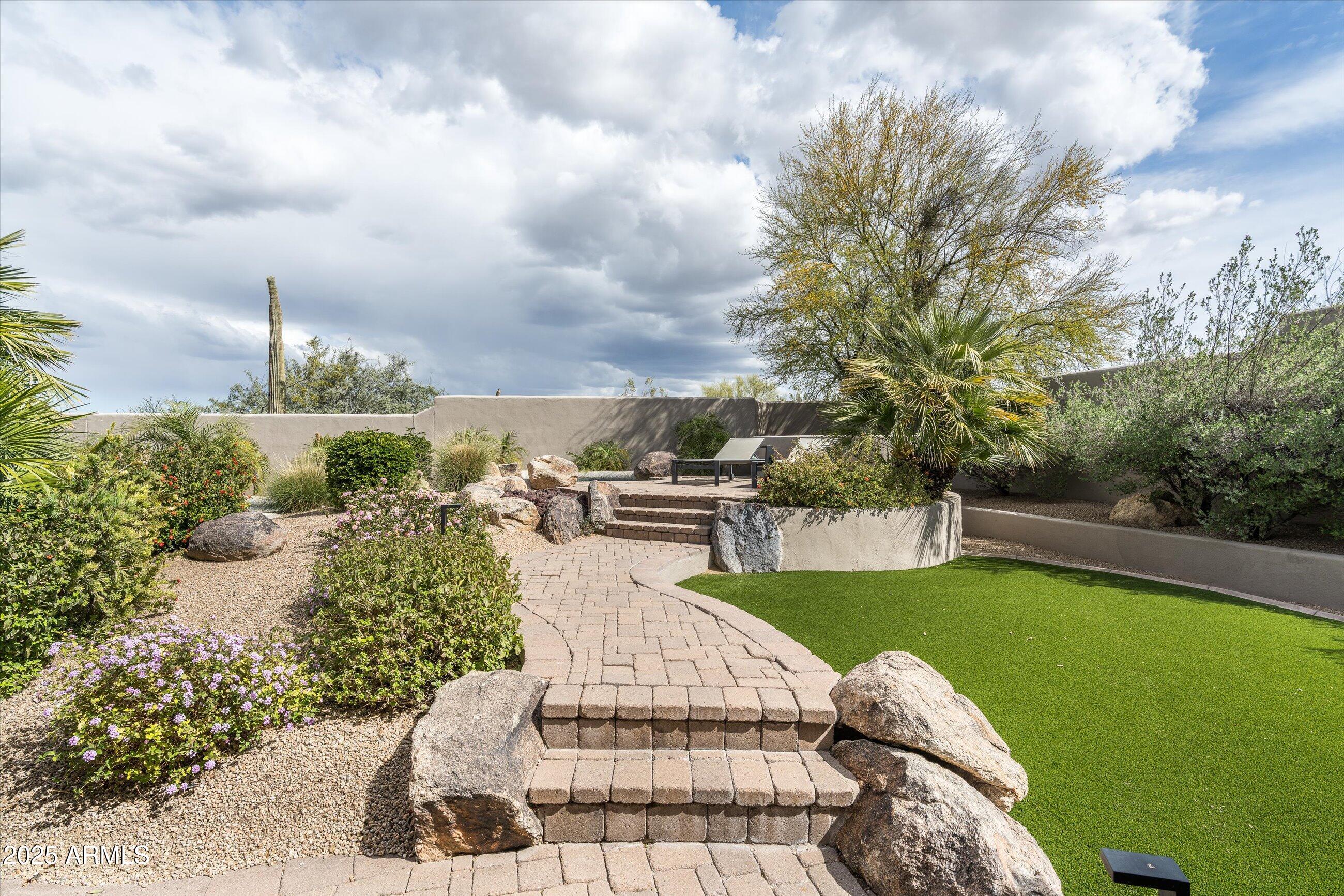 30600 N PIMA Road 89