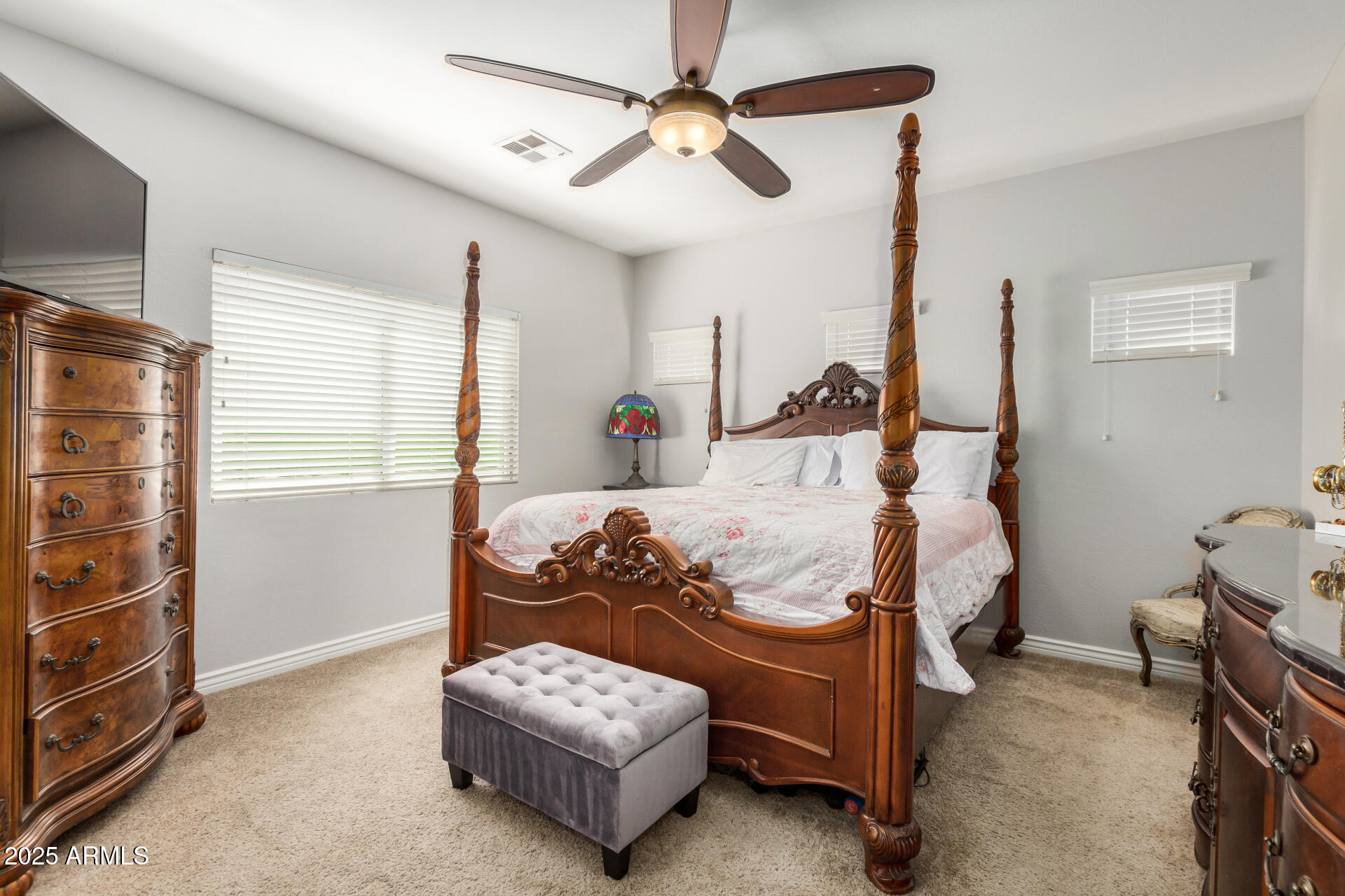 33335 N SLATE CREEK Drive