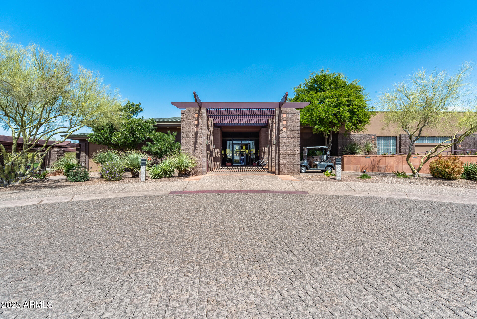 39609 N WHITE TAIL Lane