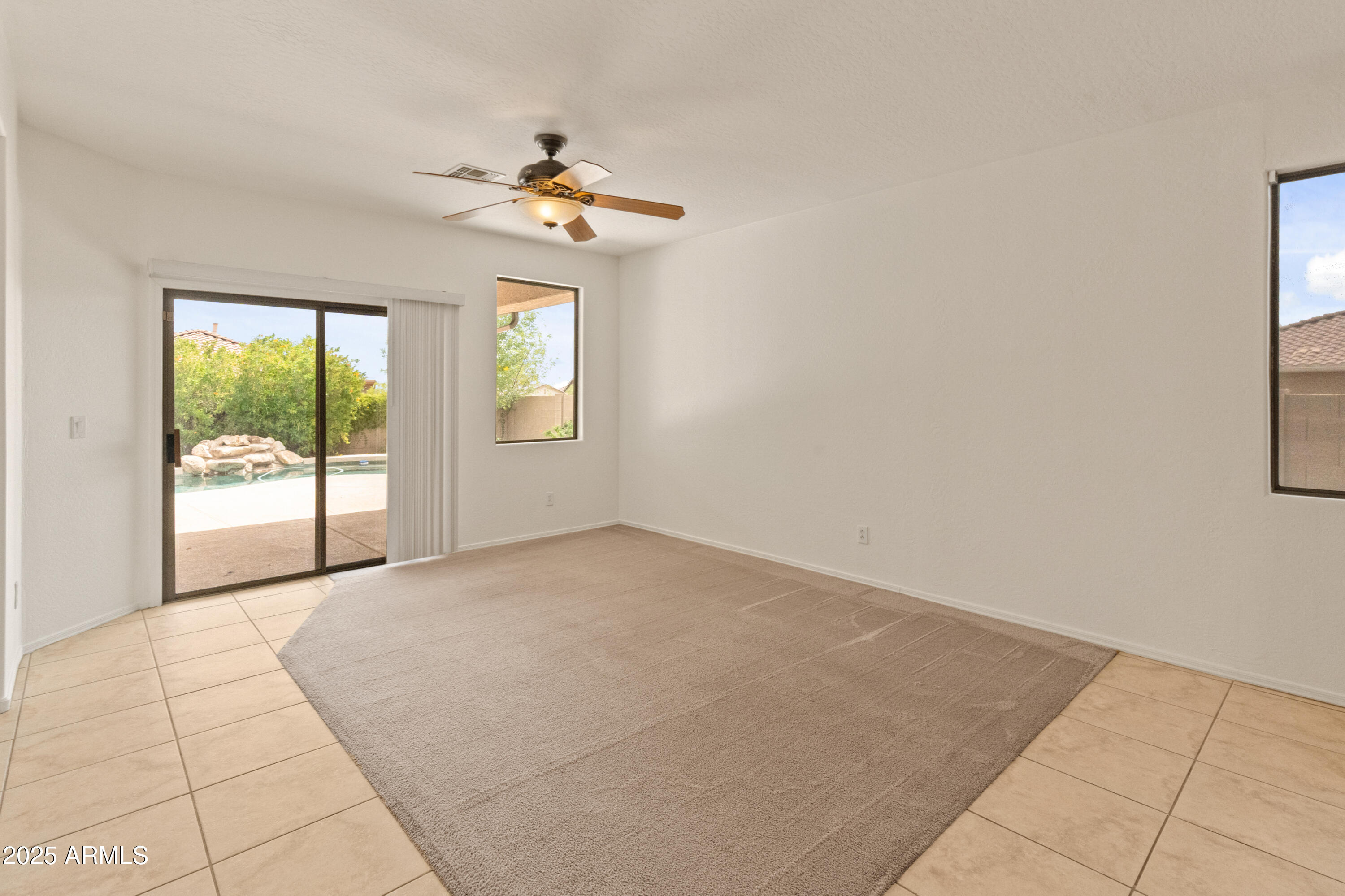 39609 N WHITE TAIL Lane