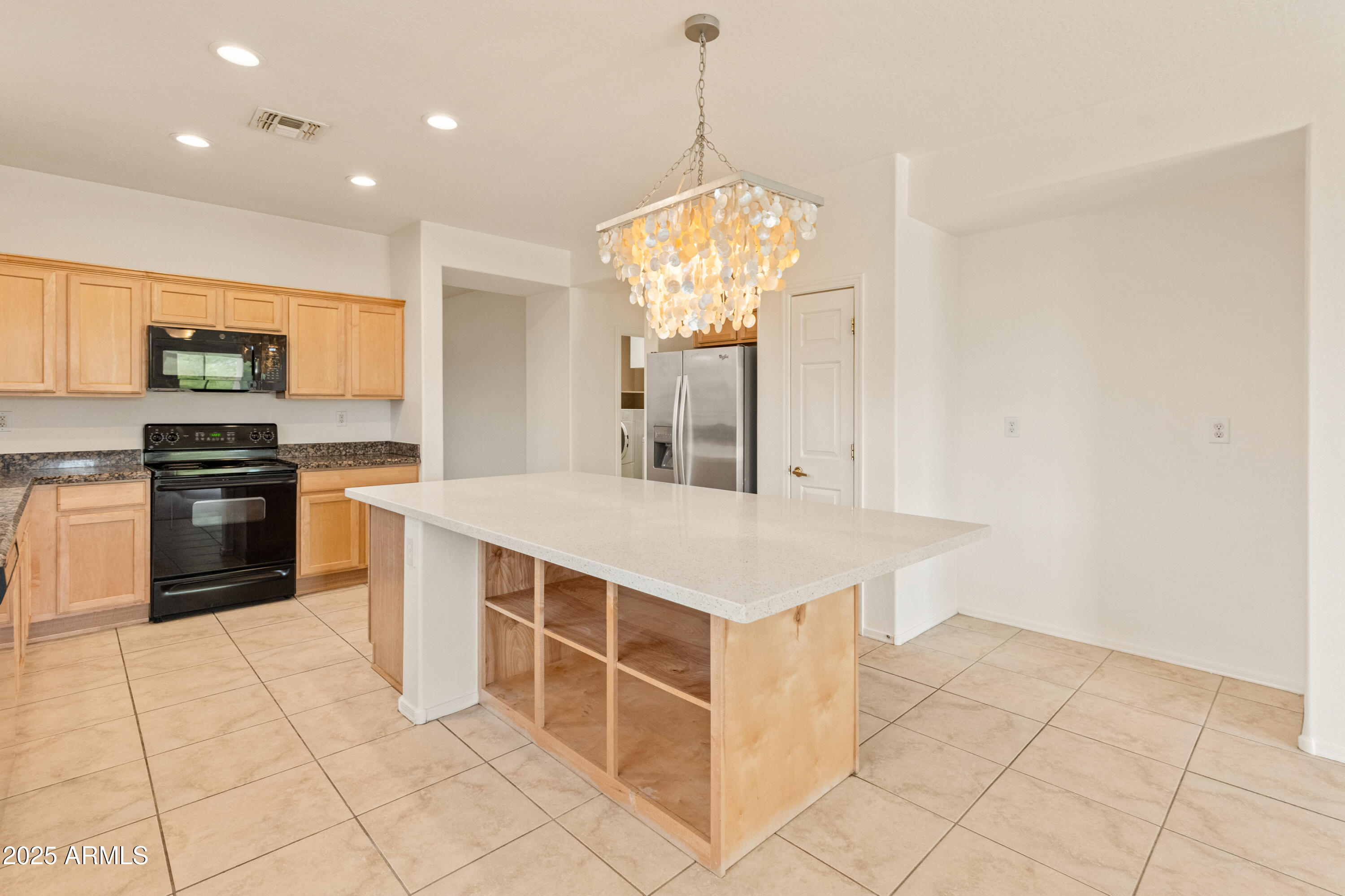 39609 N WHITE TAIL Lane
